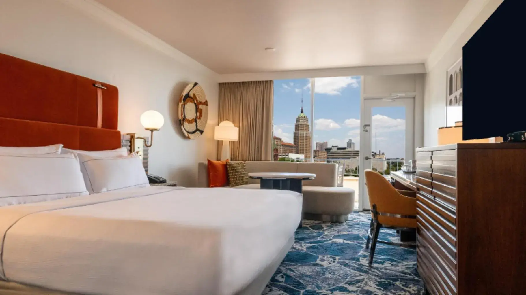 King Room with River View in Hilton Palacio del Rio King Room with River View in Hilton Palacio del Rio