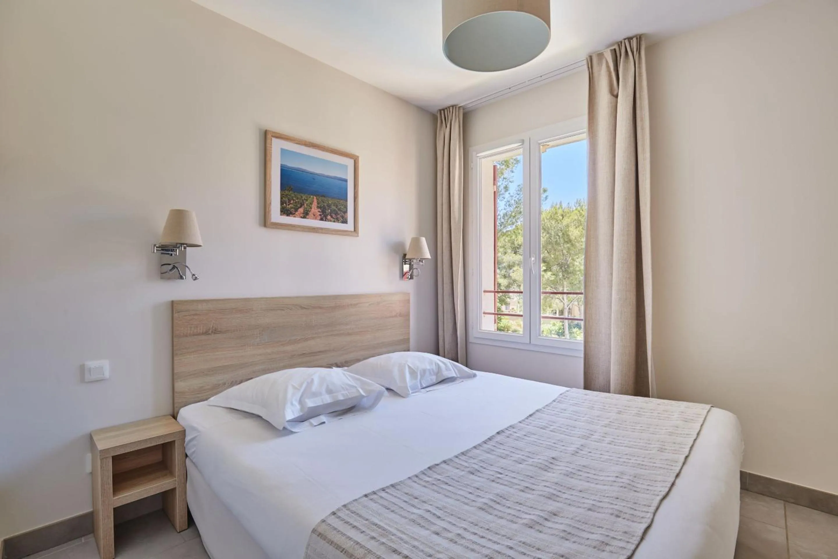 Bedroom, Bed in Odalys Résidence et Spa Les Canissons