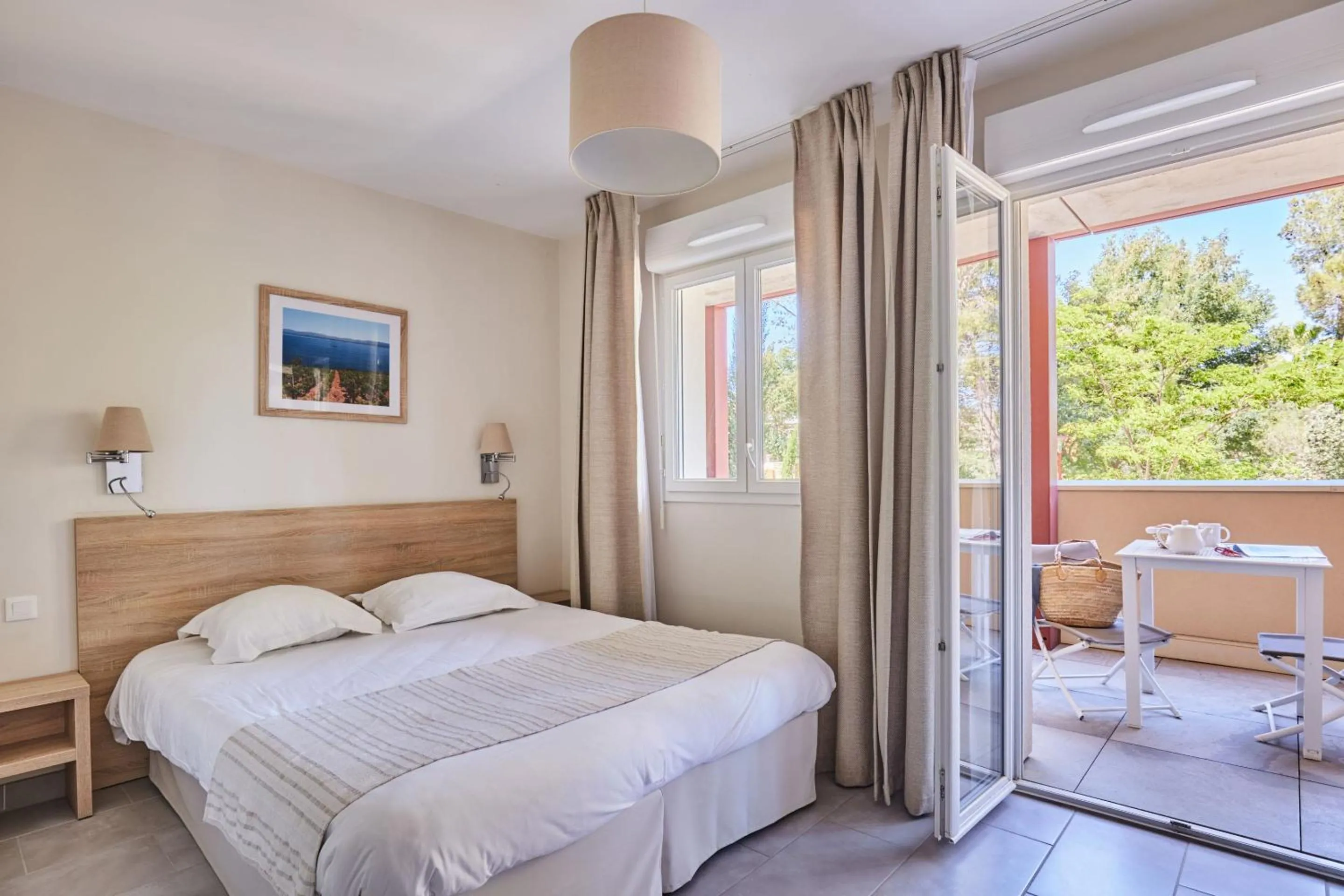 Bedroom, Bed in Odalys Résidence et Spa Les Canissons