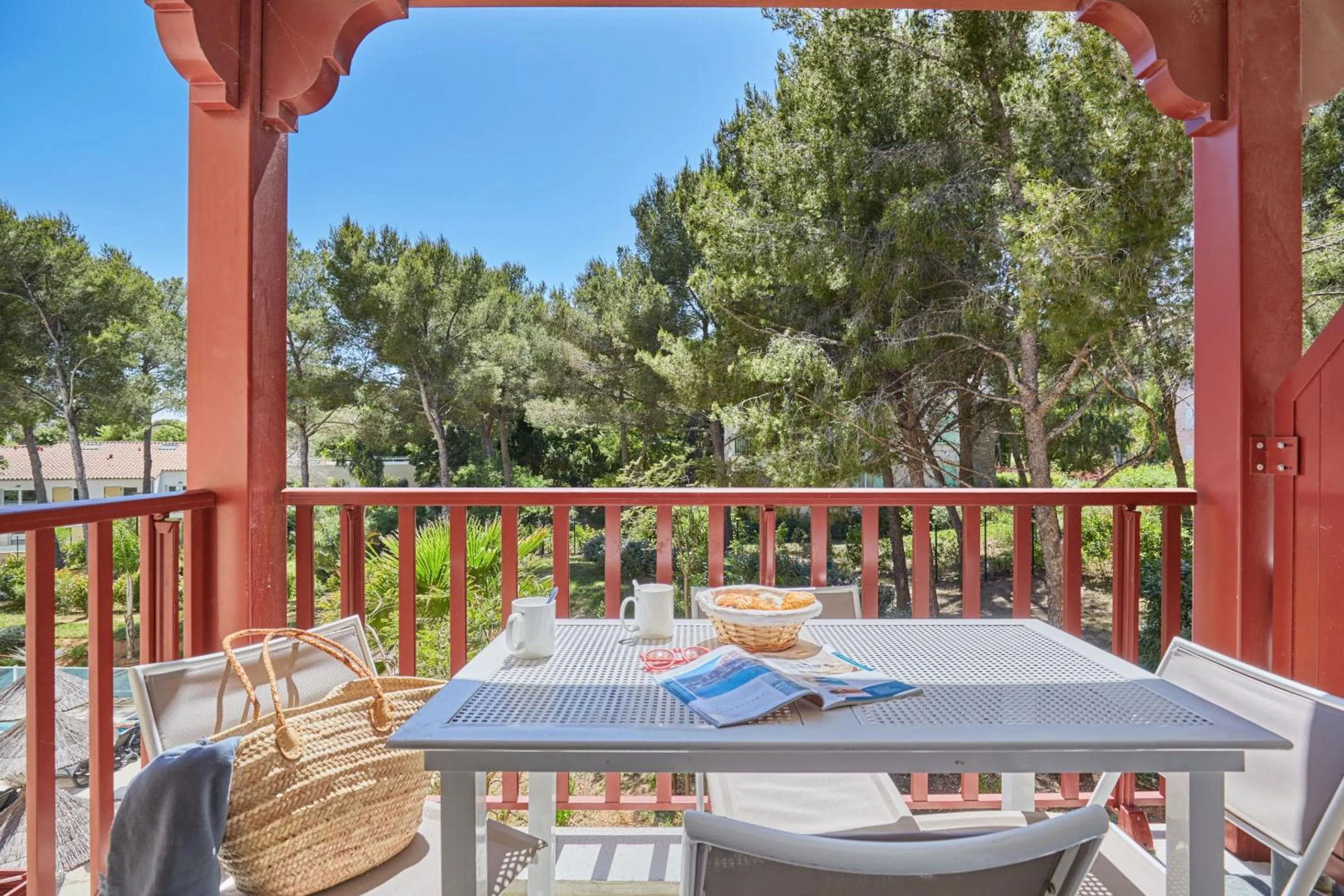 Balcony/Terrace in Odalys Résidence et Spa Les Canissons