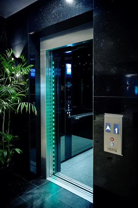 elevator in Great Southern Hotel Perth