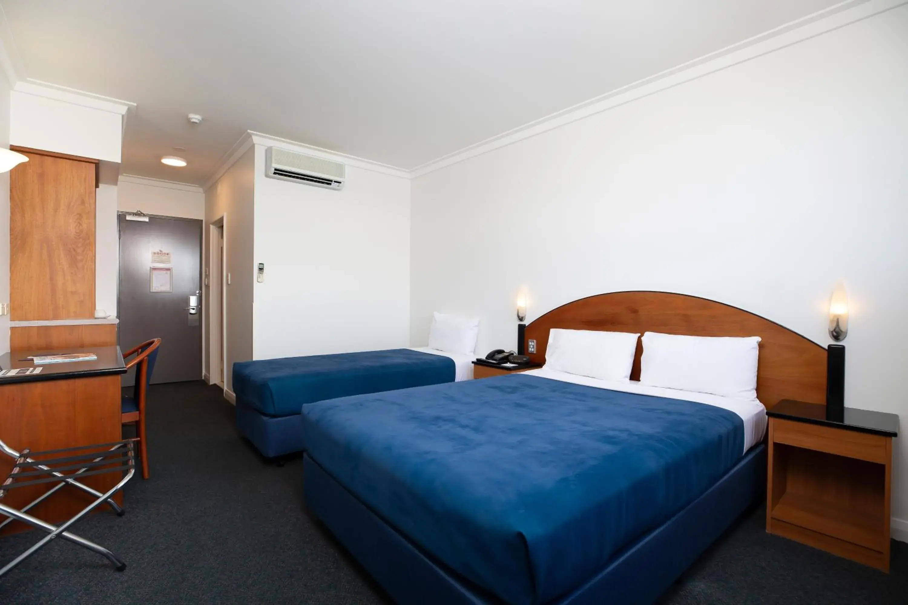 Standard Twin Room in Great Southern Hotel Perth Standard Twin Room in Great Southern Hotel Perth