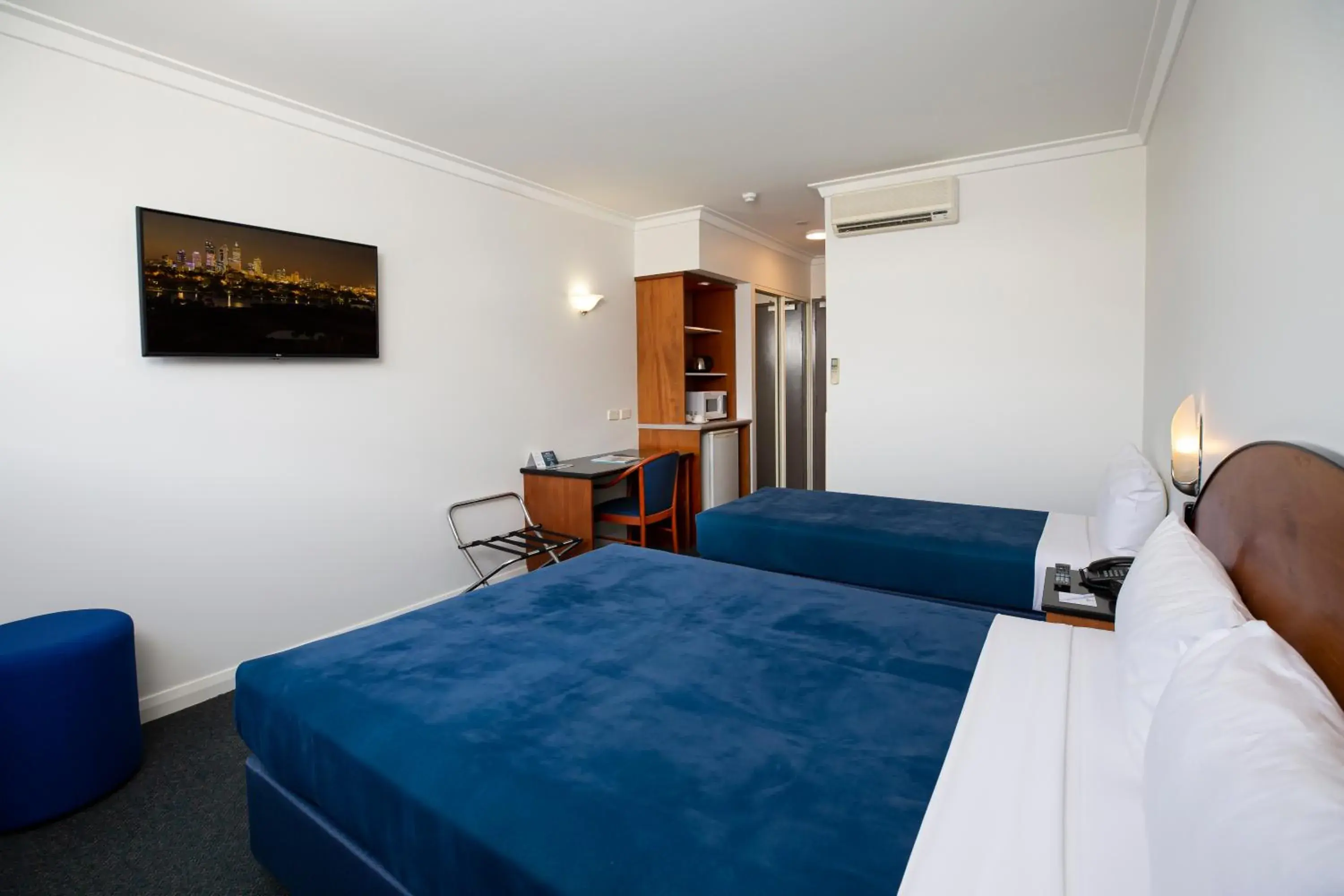 Standard Twin Room in Great Southern Hotel Perth Standard Twin Room in Great Southern Hotel Perth