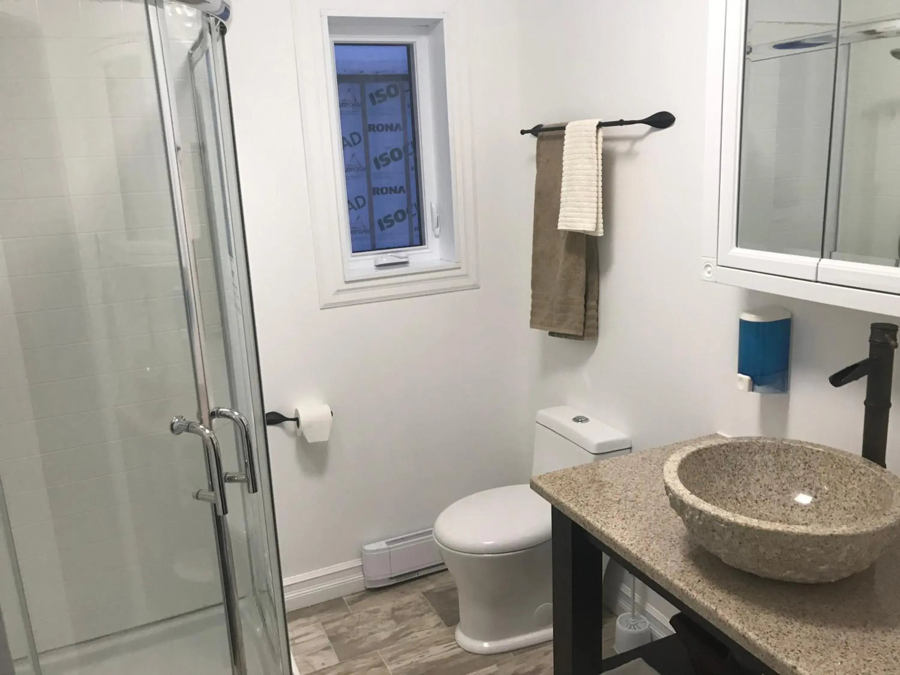 Three-Bedroom Chalet in Marina Chibougamau Three-Bedroom Chalet in Marina Chibougamau