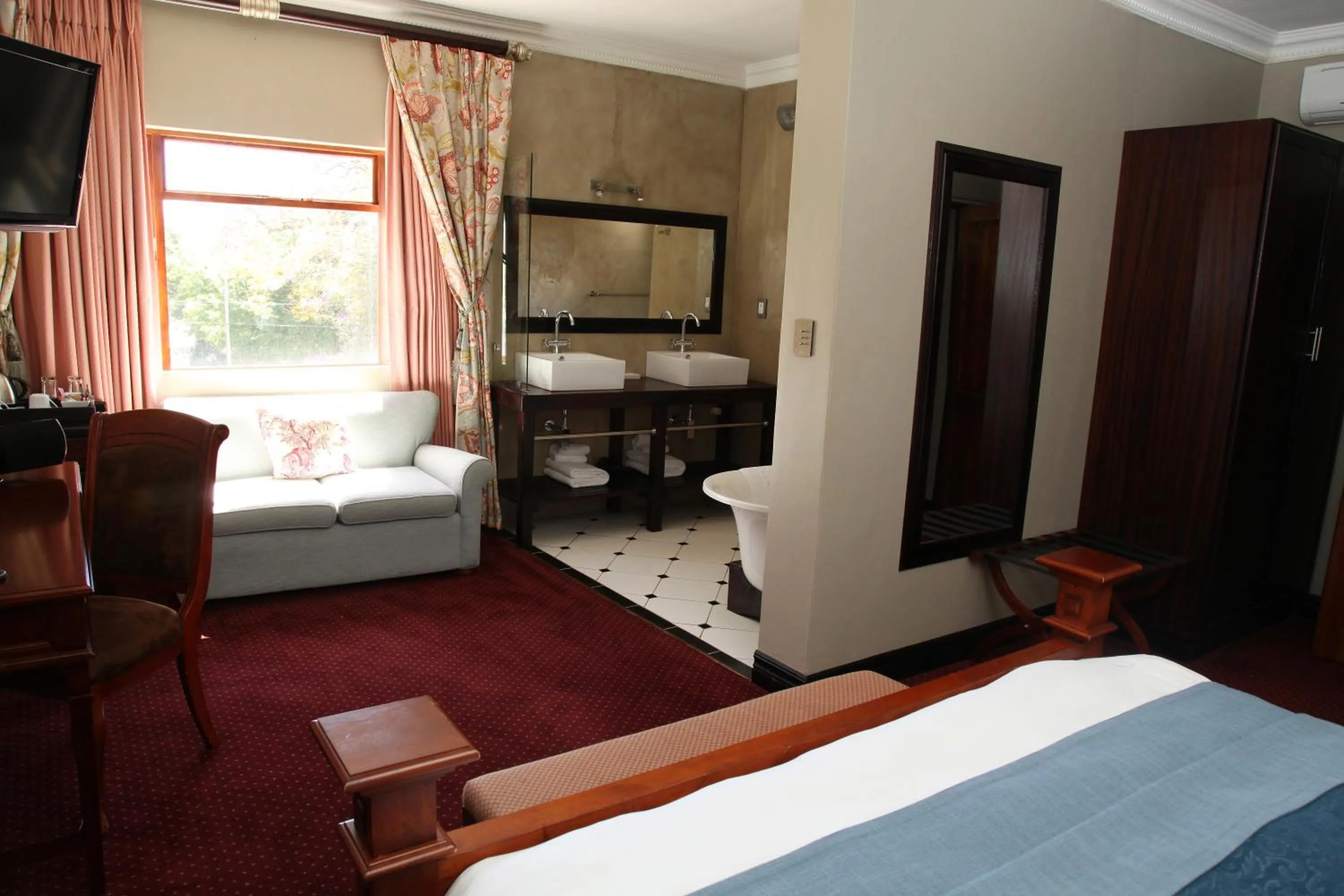Bed in Village Ridge Stays