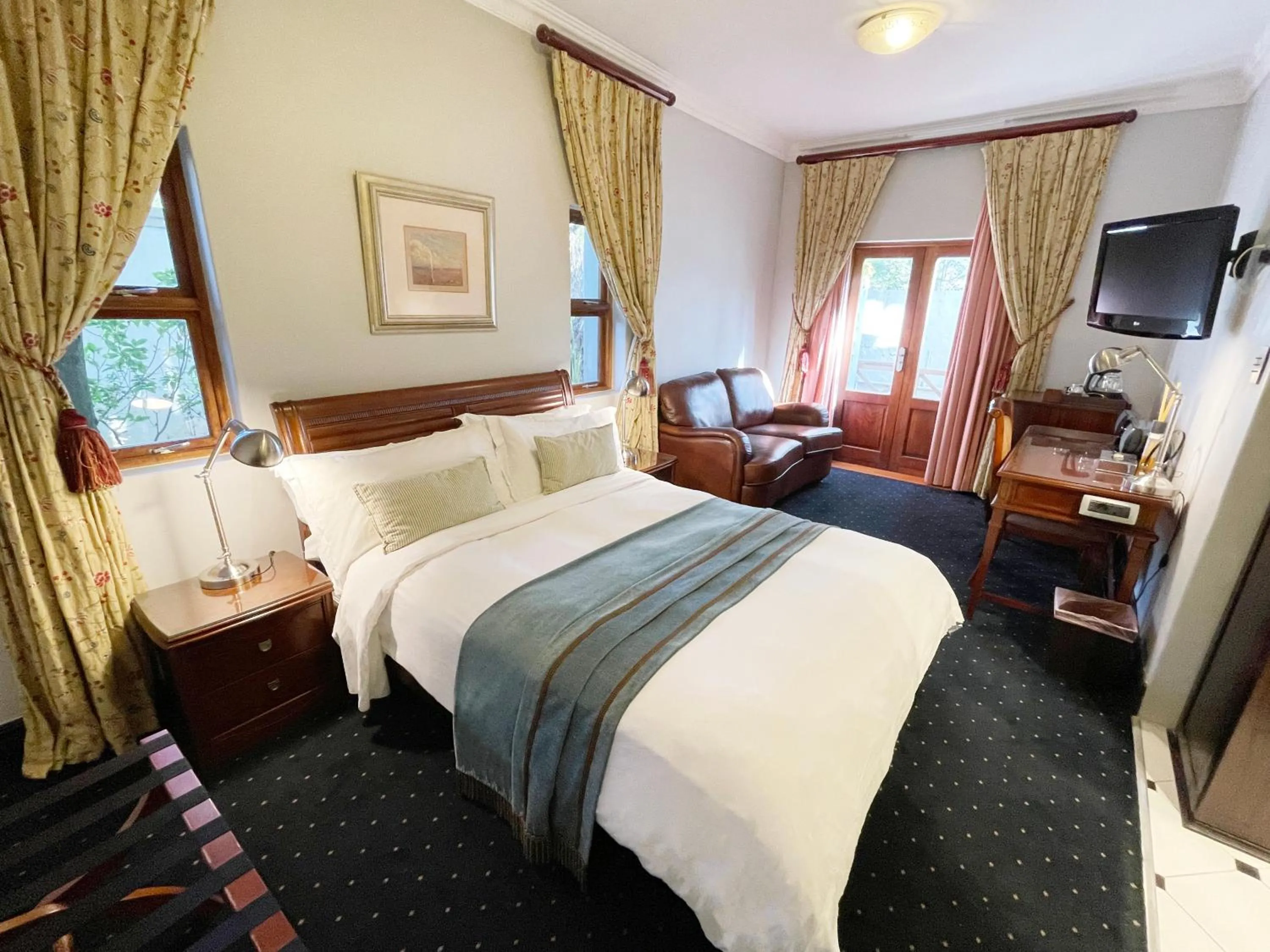 Bed in Village Ridge Stays