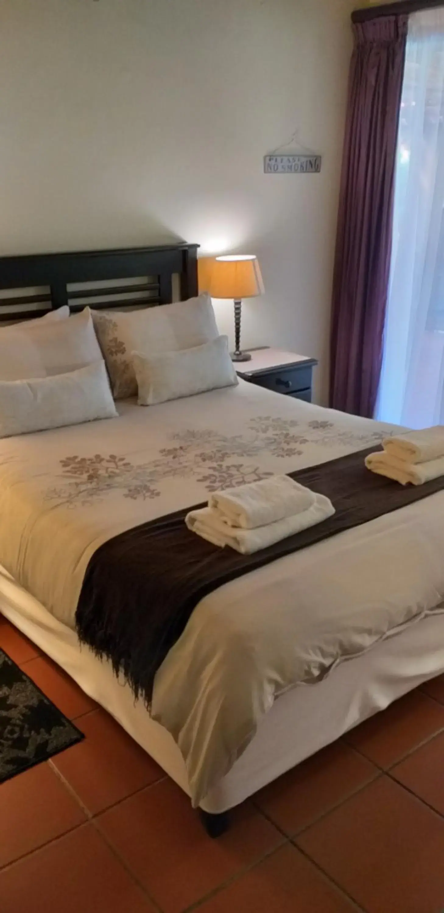 Double Room with Shower in Cycas Guest House Double Room with Shower in Cycas Guest House