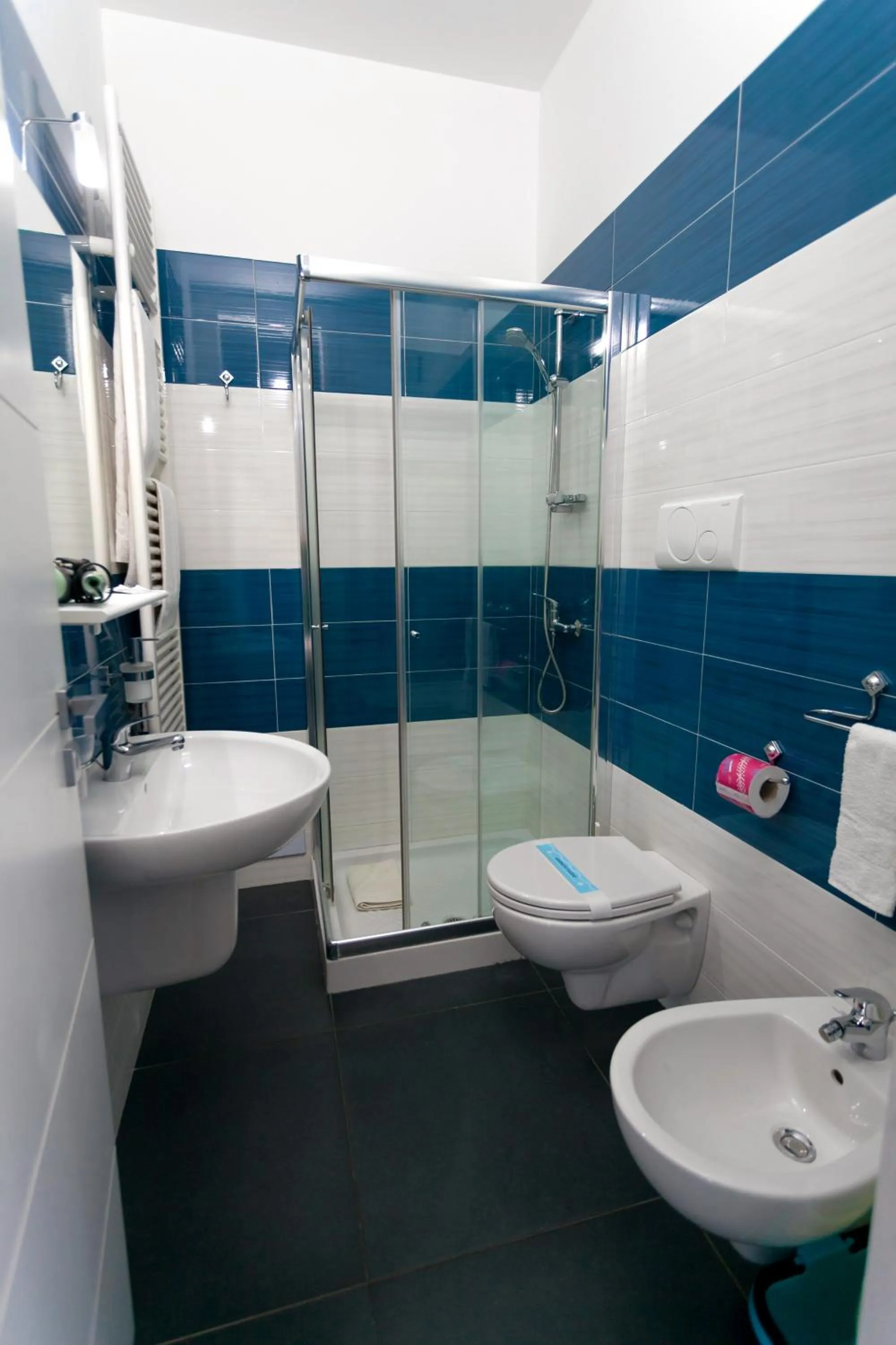 Bathroom in Le Murge Del Salento Hotel b&b Depandance