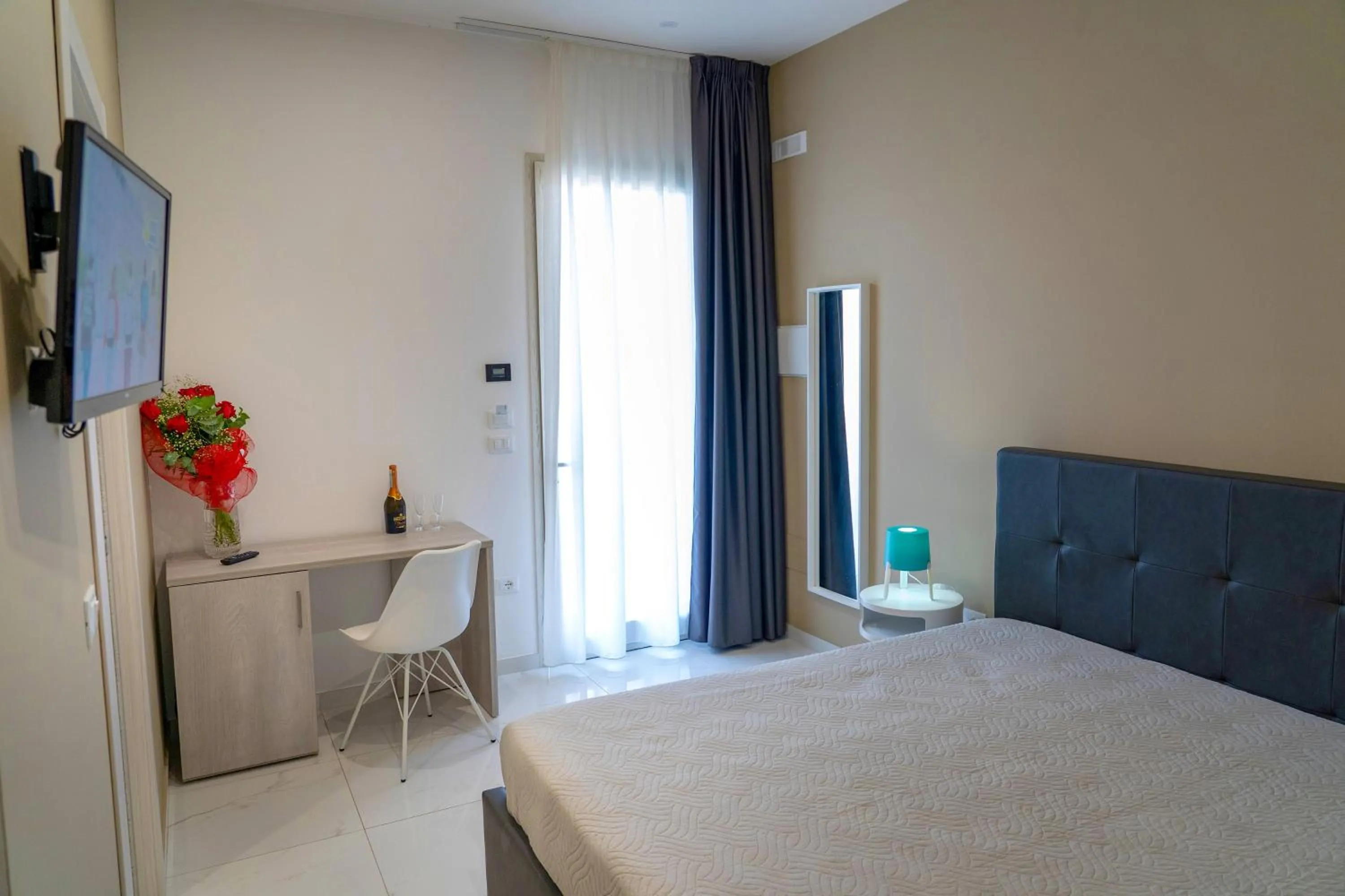 Photo of the whole room, Bed in Le Murge Del Salento Hotel b&b Depandance