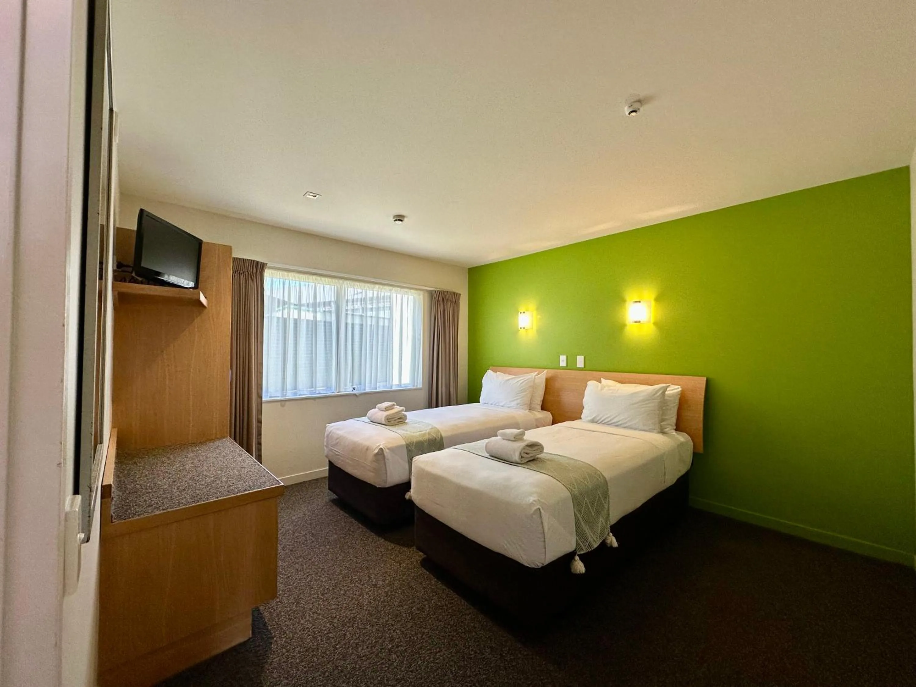 Bedroom, Bed in Park View Motor Lodge