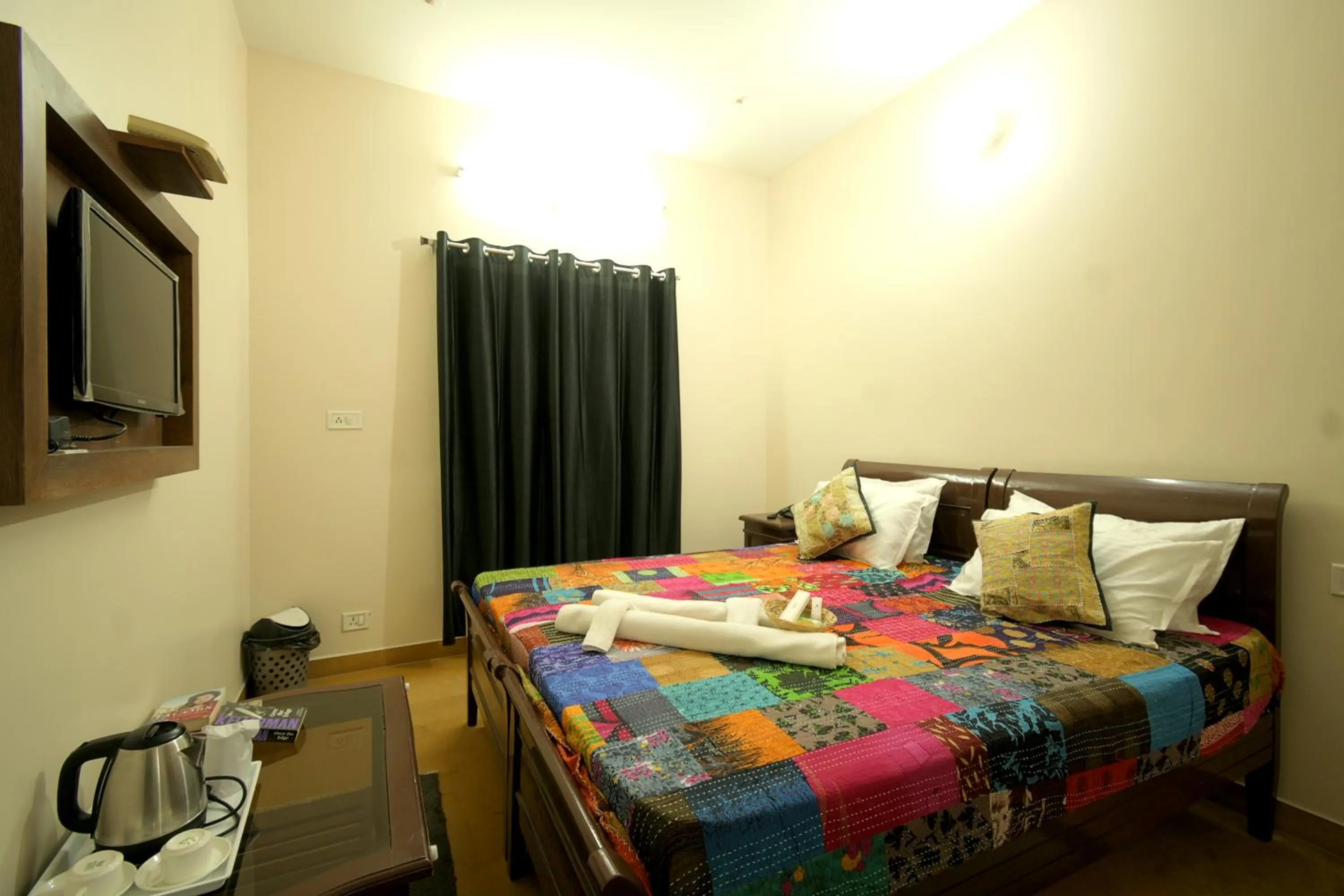 Bed in Hotel Sanjay Villas