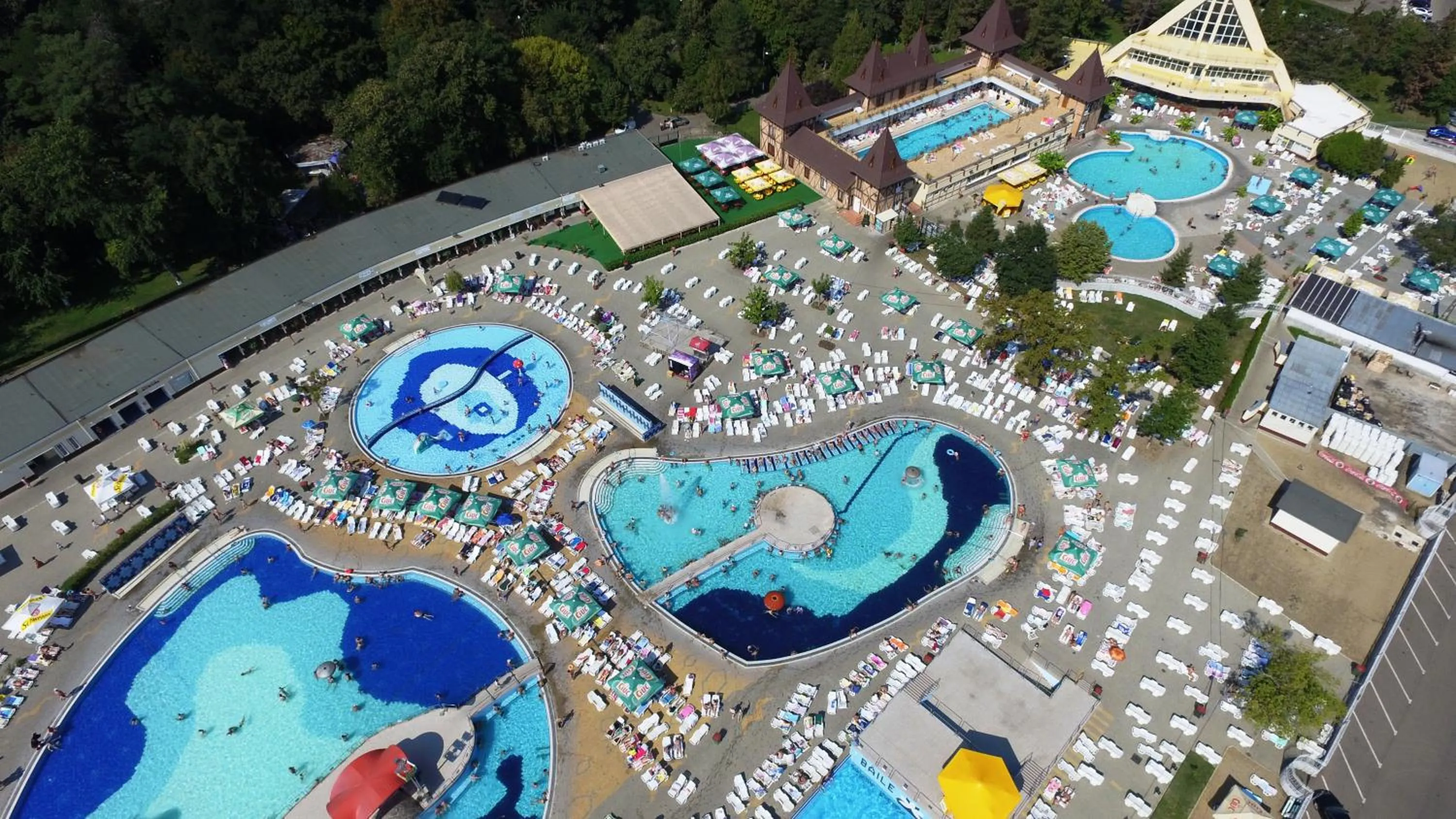 Beach in Vila Carlos
