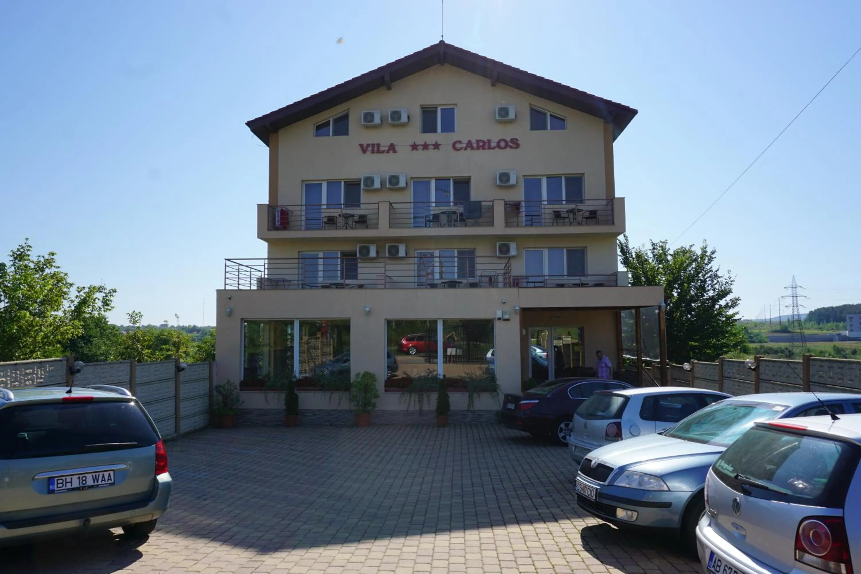 Property building in Vila Carlos