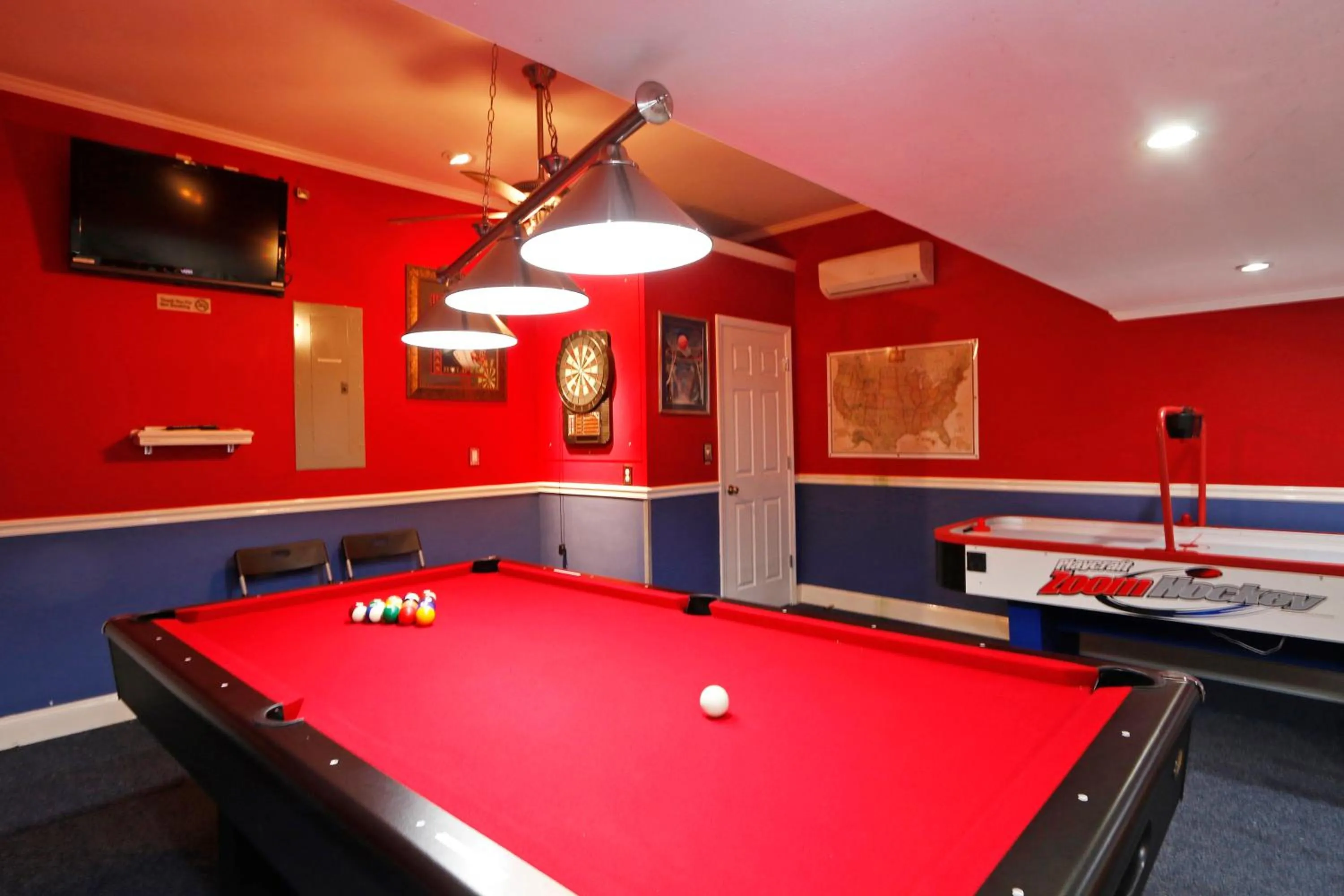Billiard in Seasons Villa 6 bedrooms, 4 masters and water view