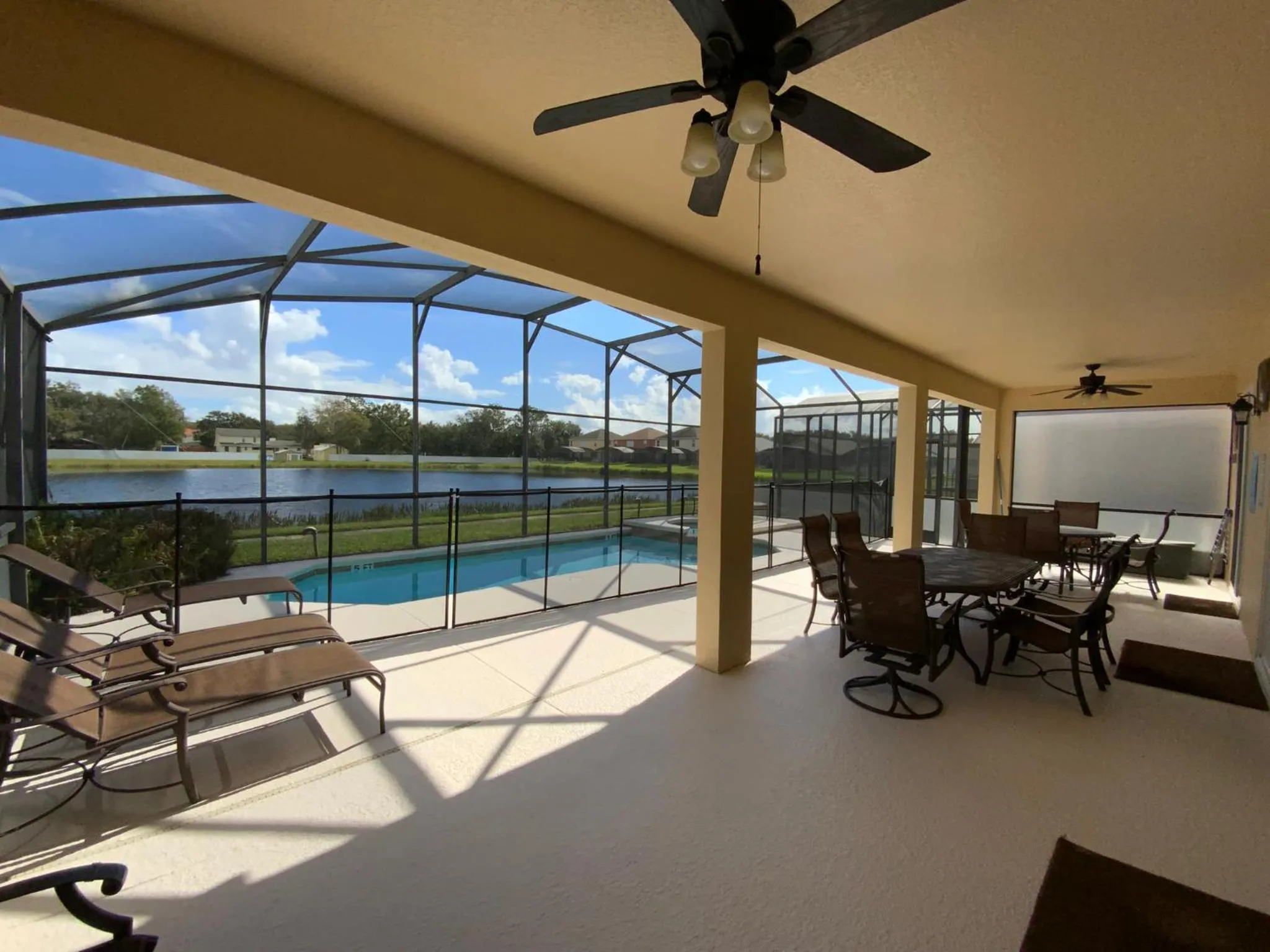 Swimming pool in Seasons Villa 6 bedrooms, 4 masters and water view