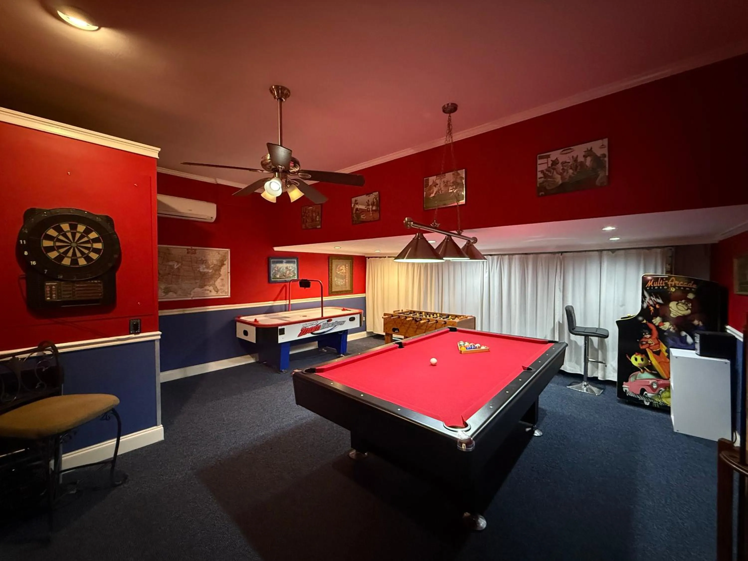 Billiard in Seasons Villa 6 bedrooms, 4 masters and water view