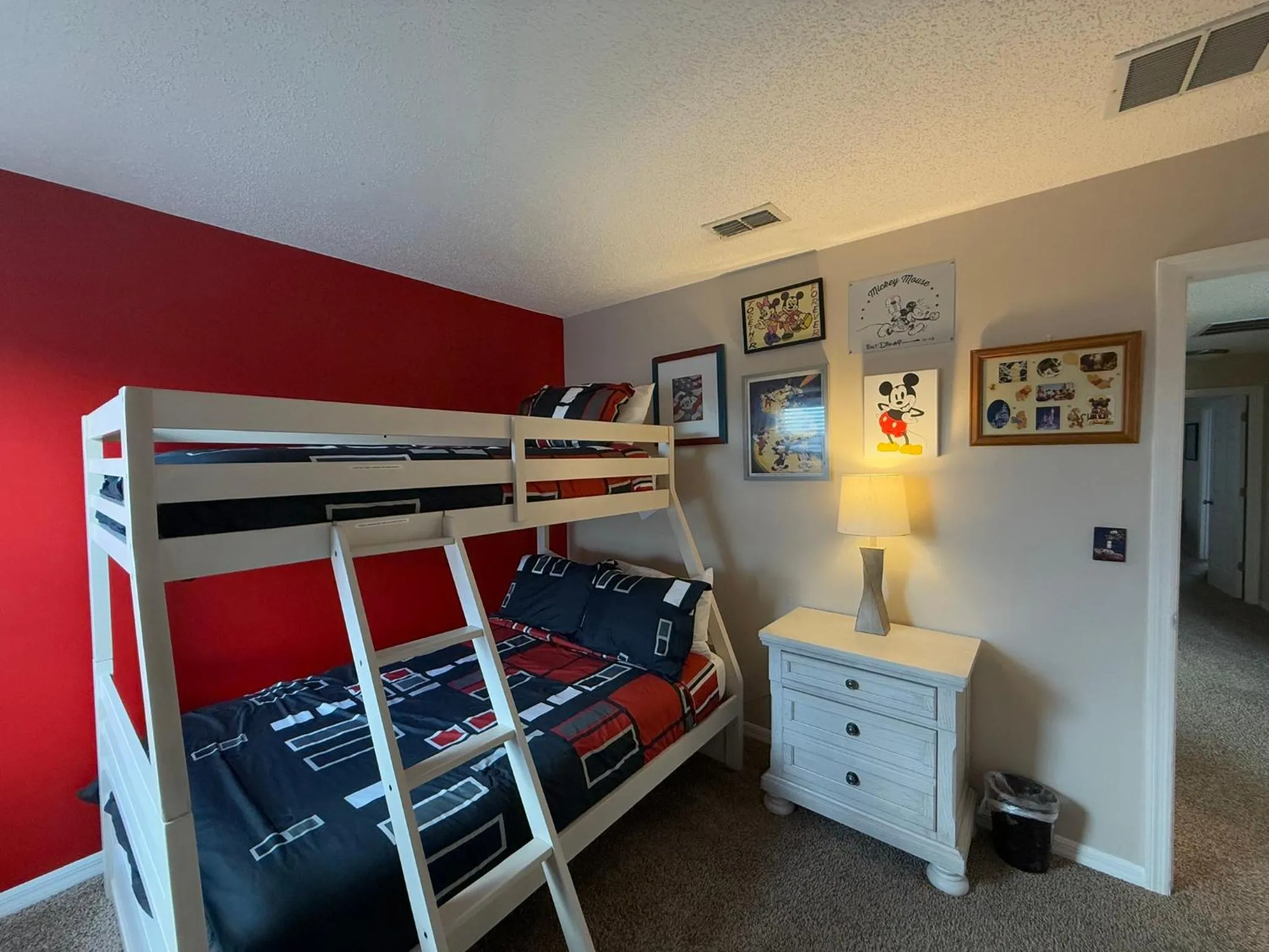 children, Bed in Seasons Villa 6 bedrooms, 4 masters and water view