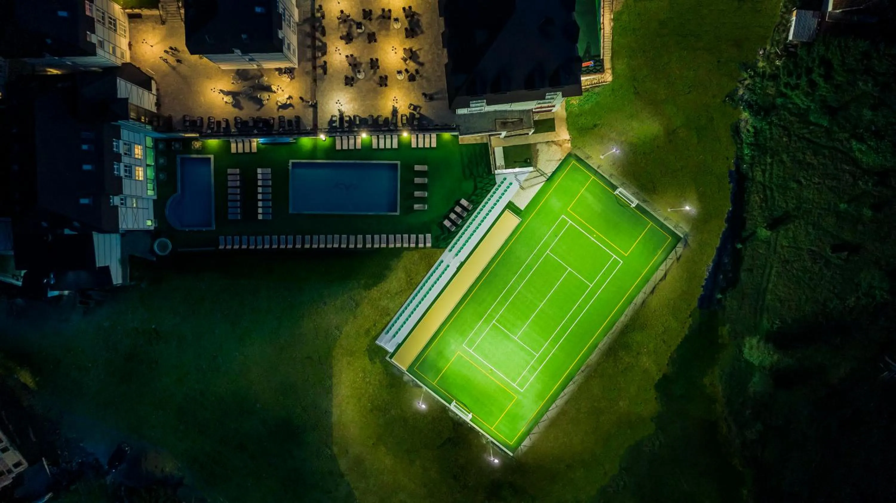 Tennis court in Hotel Kraljevi Čardaci