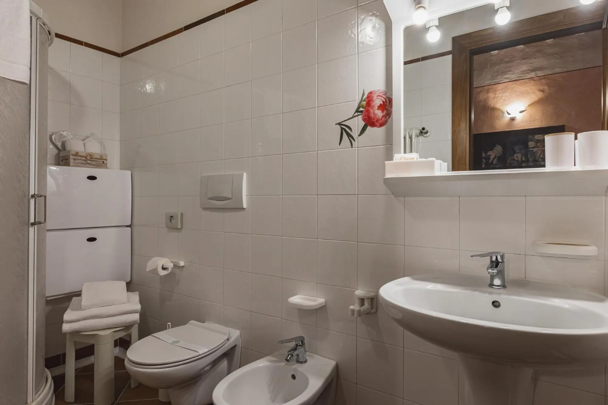 Shower in Meublè Evoè