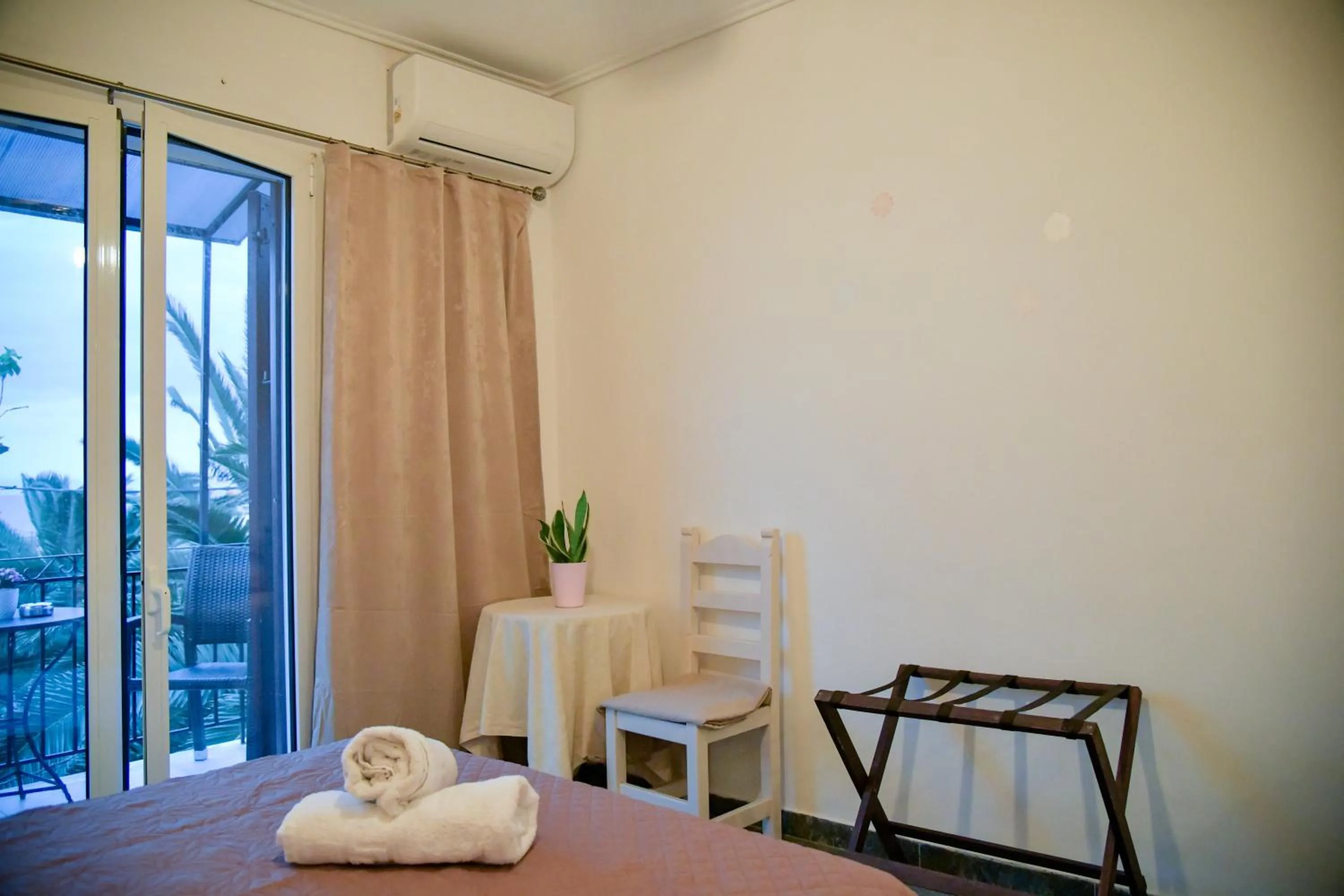 Decorative detail in Blue Star 2