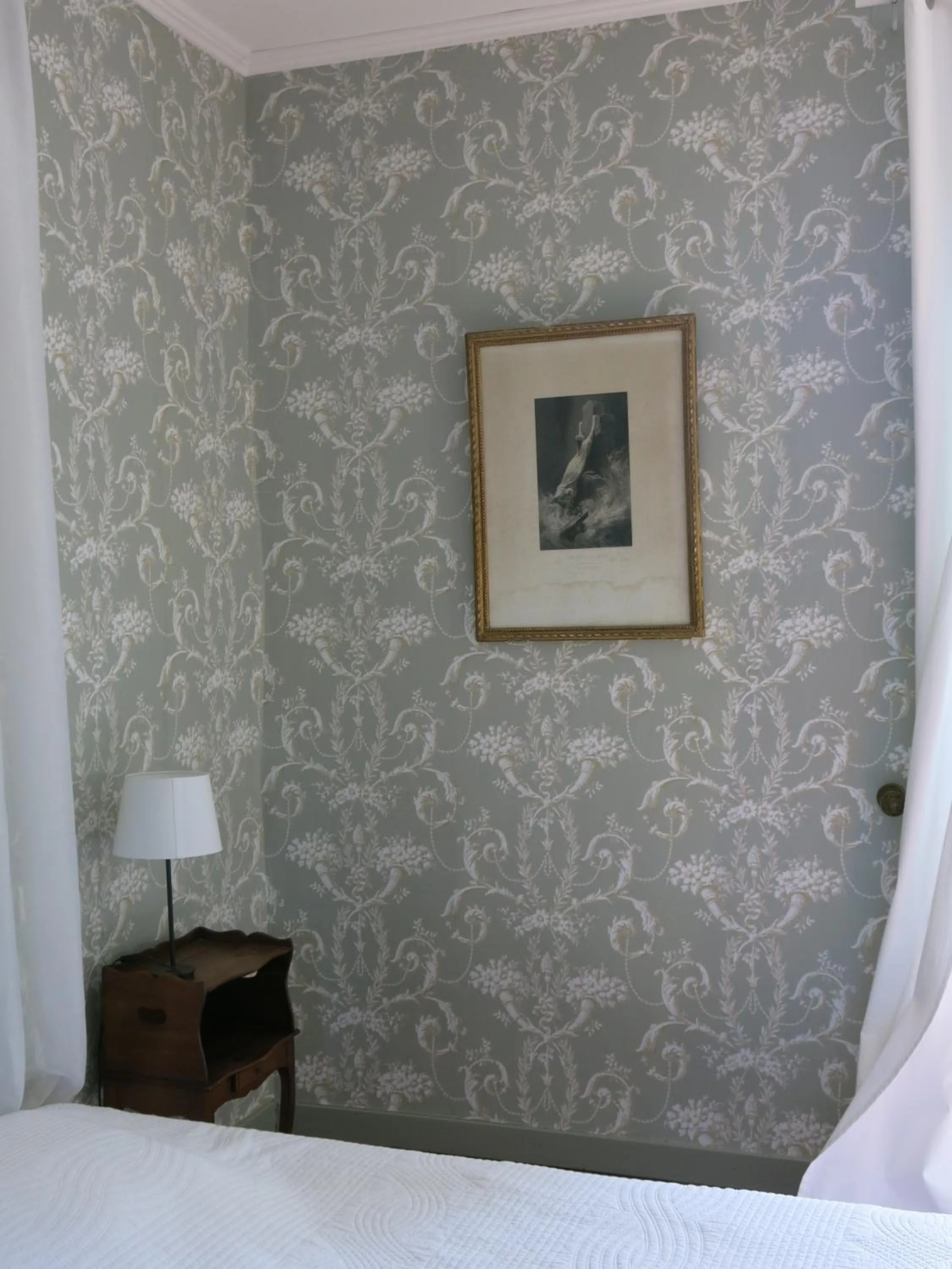 Internal: Not applicable to any particular room, Bed in Domaine de Lamartine