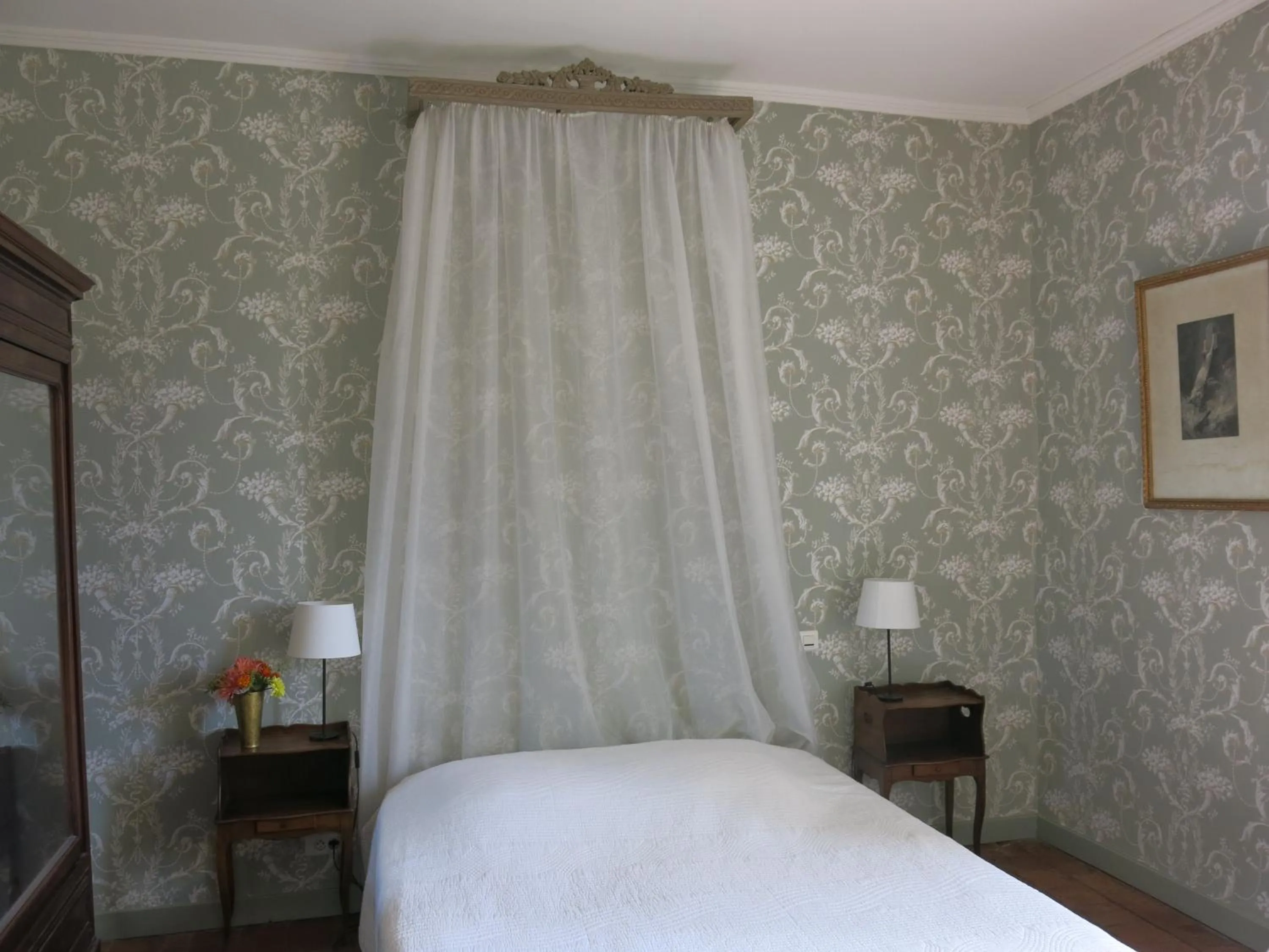 Bed in Domaine de Lamartine