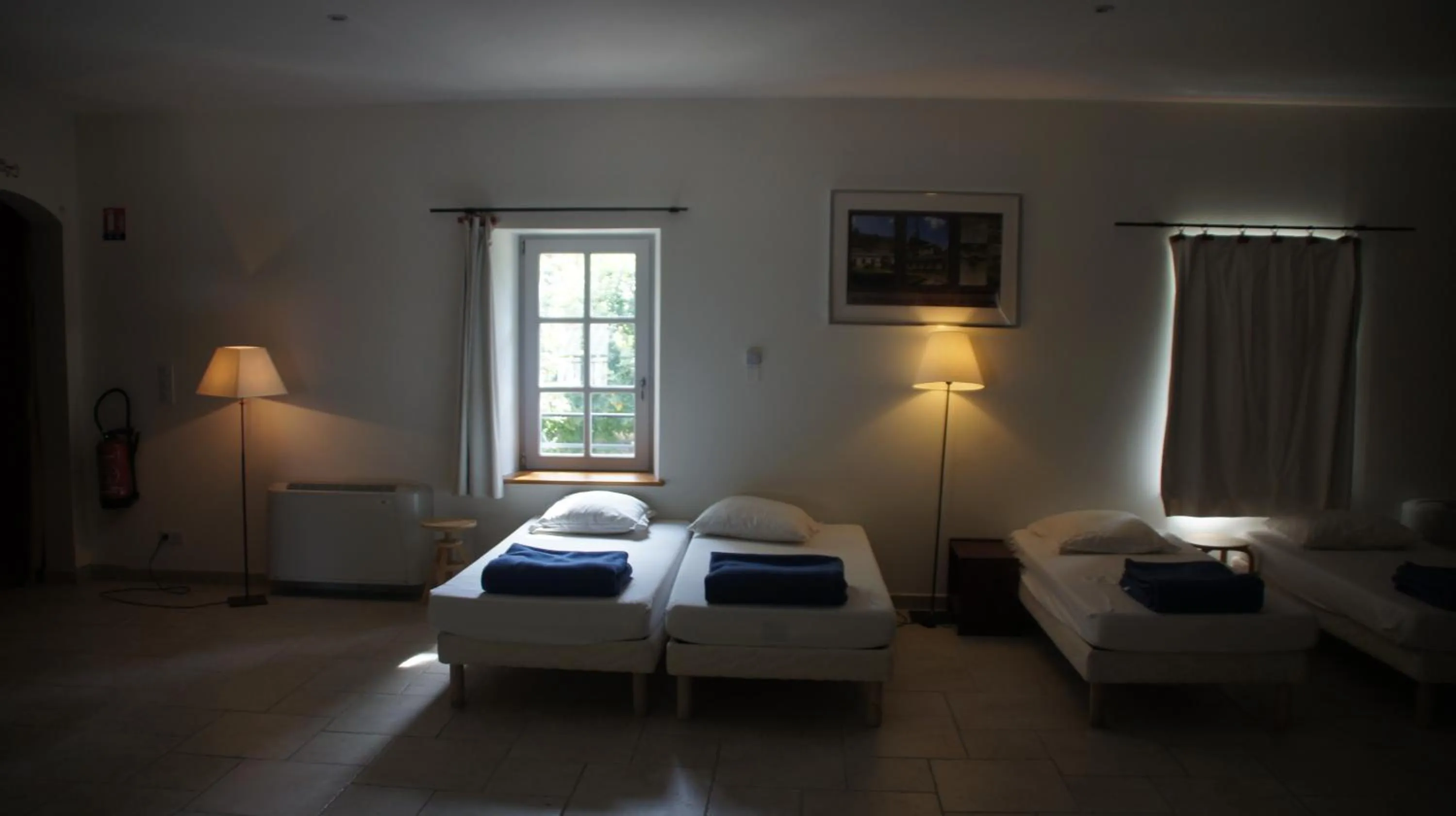 Photo of the whole room, Bed in Domaine de Lamartine