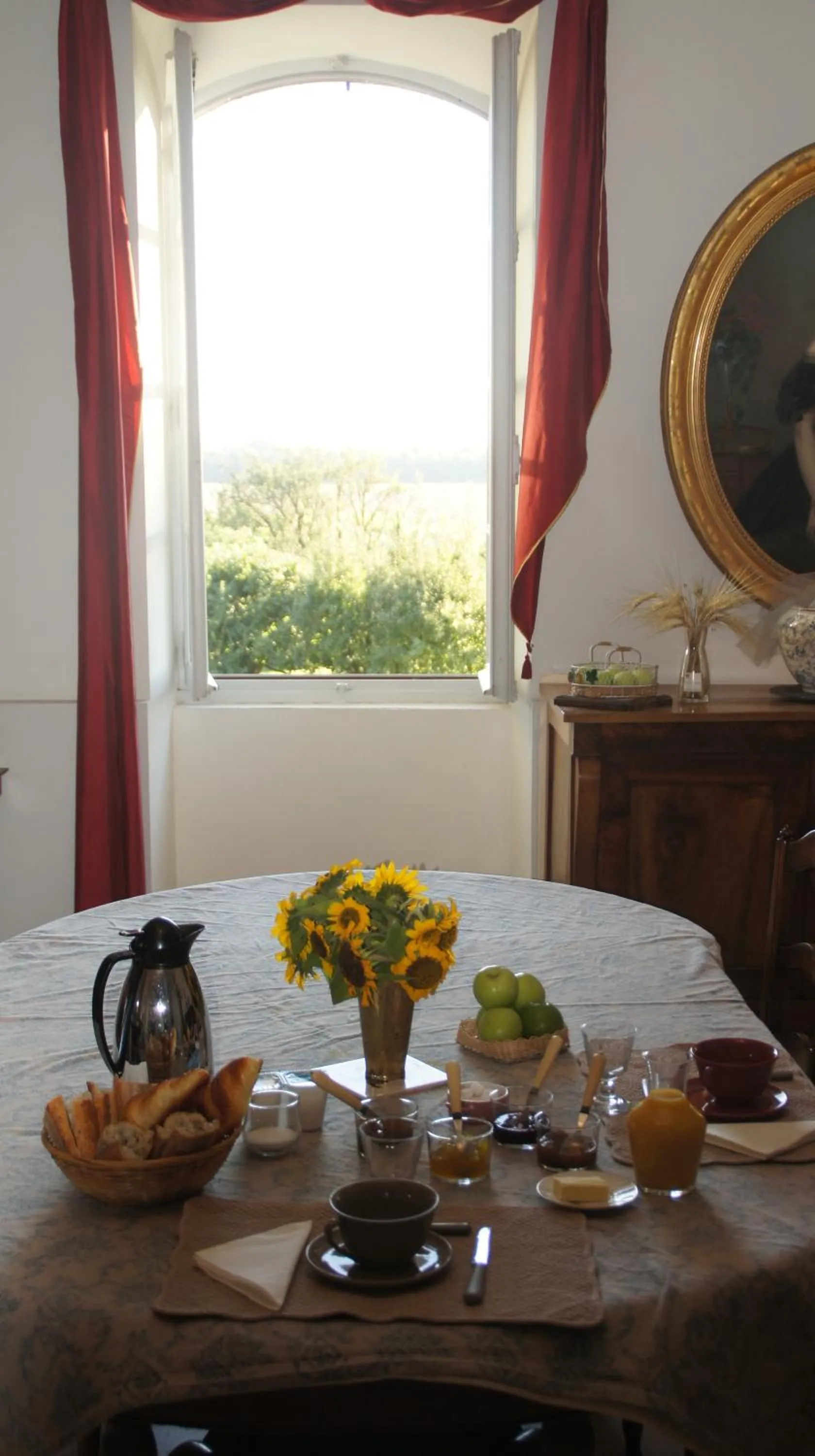 Food and drinks in Domaine de Lamartine
