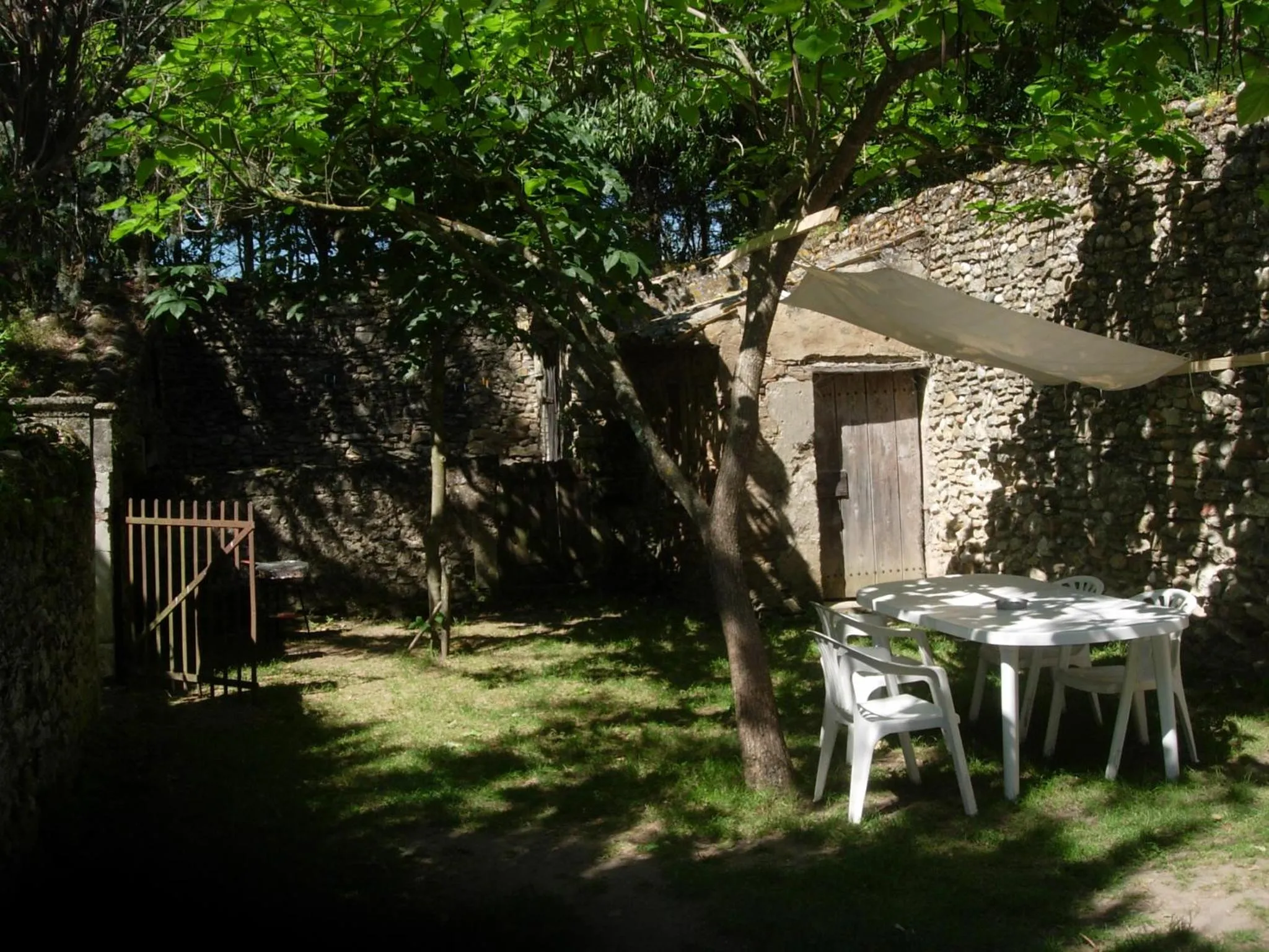 Garden view in Domaine de Lamartine