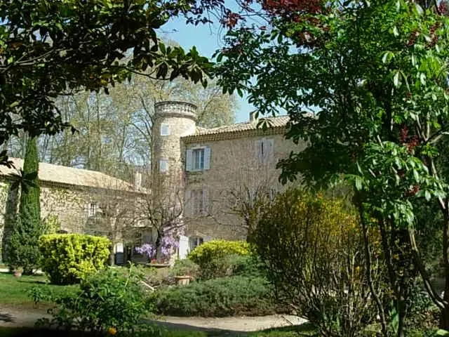 Facade/entrance in Domaine de Lamartine
