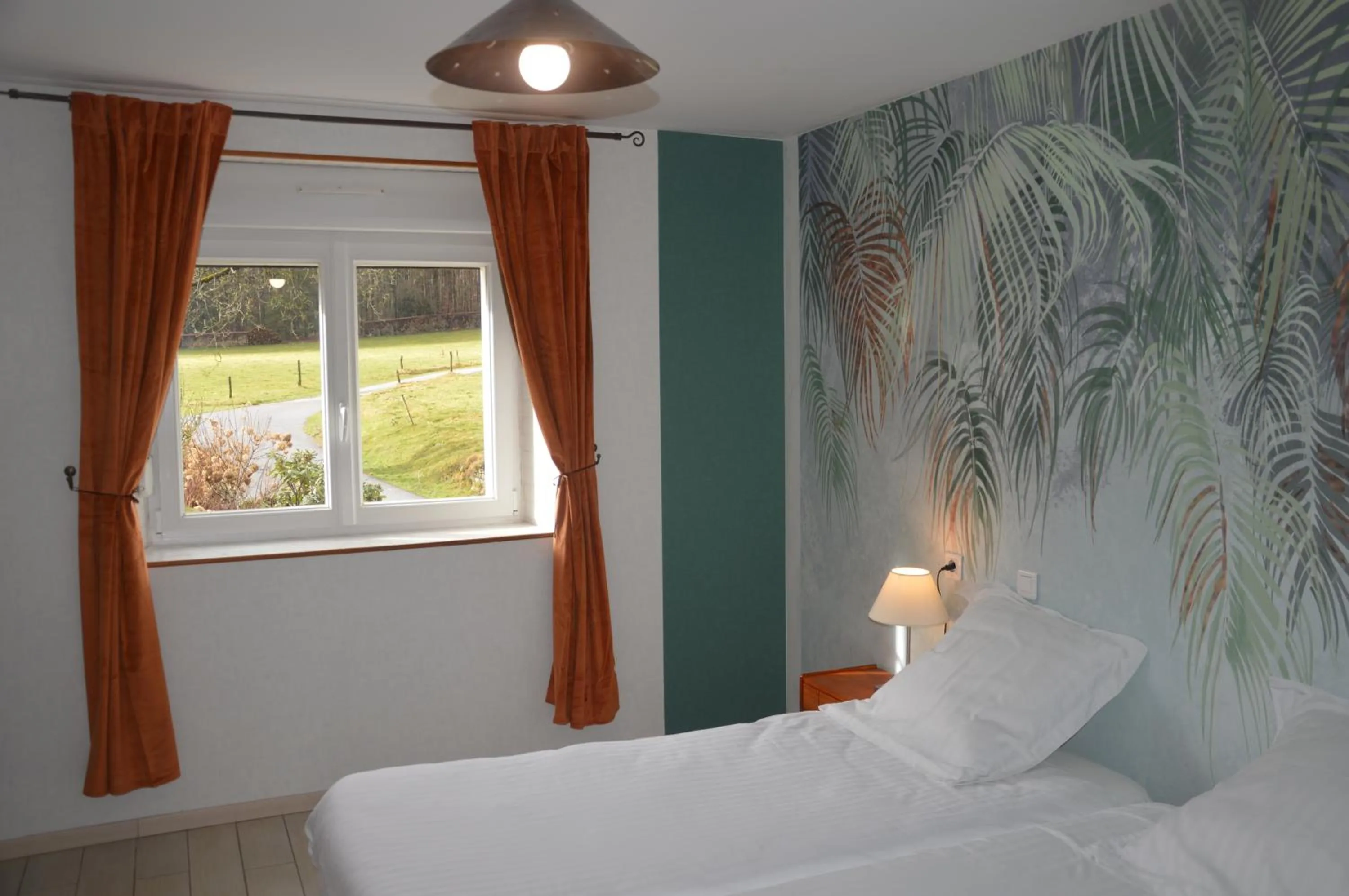 Bed in Chambres d'hôtes La Trottelée