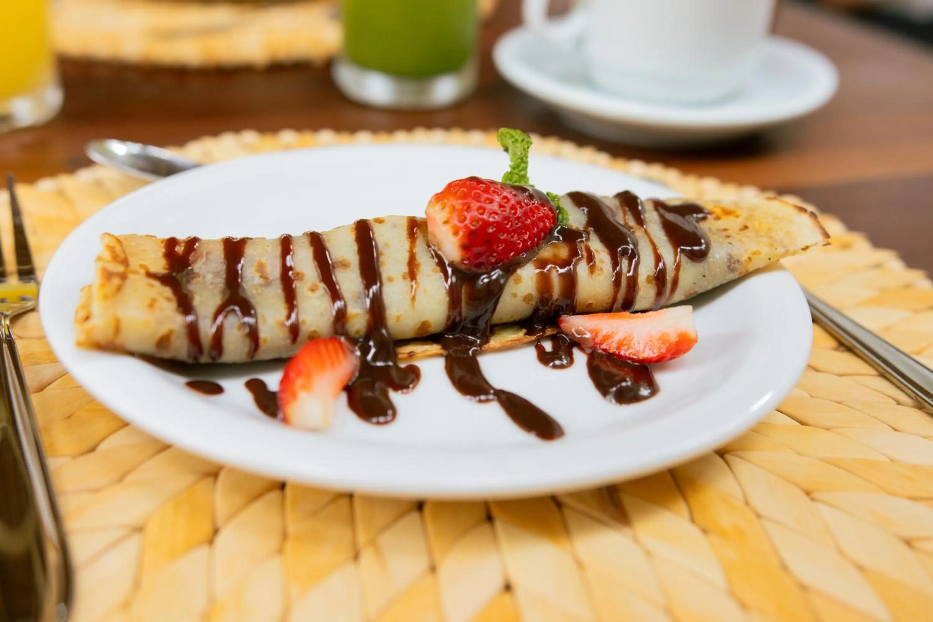 Food and drinks in CasaLô Hotel