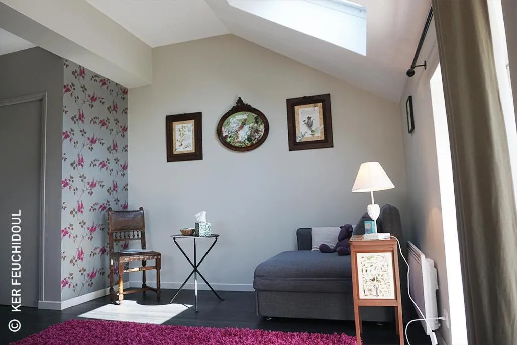 Living room, Bed in Ker Feuchidoul