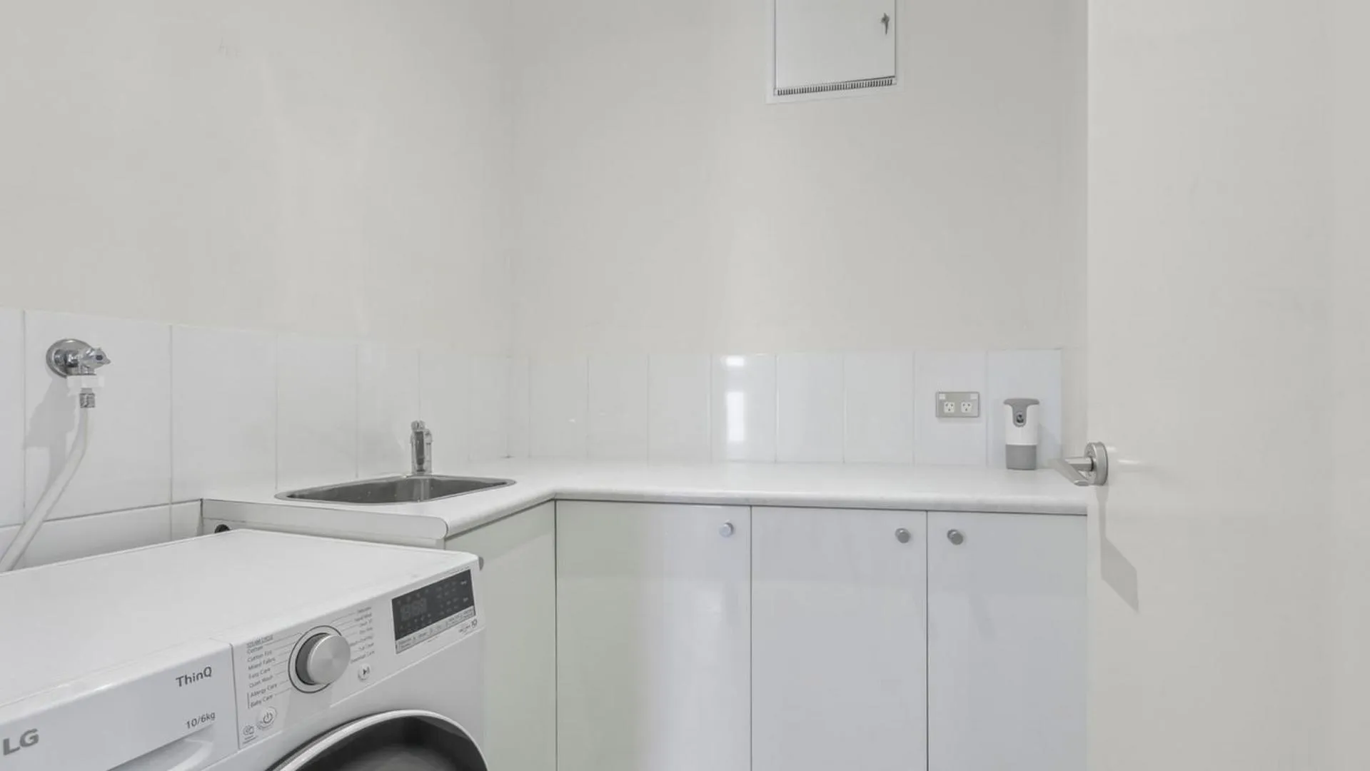 washing machine in The Esplanade Resort And Spa