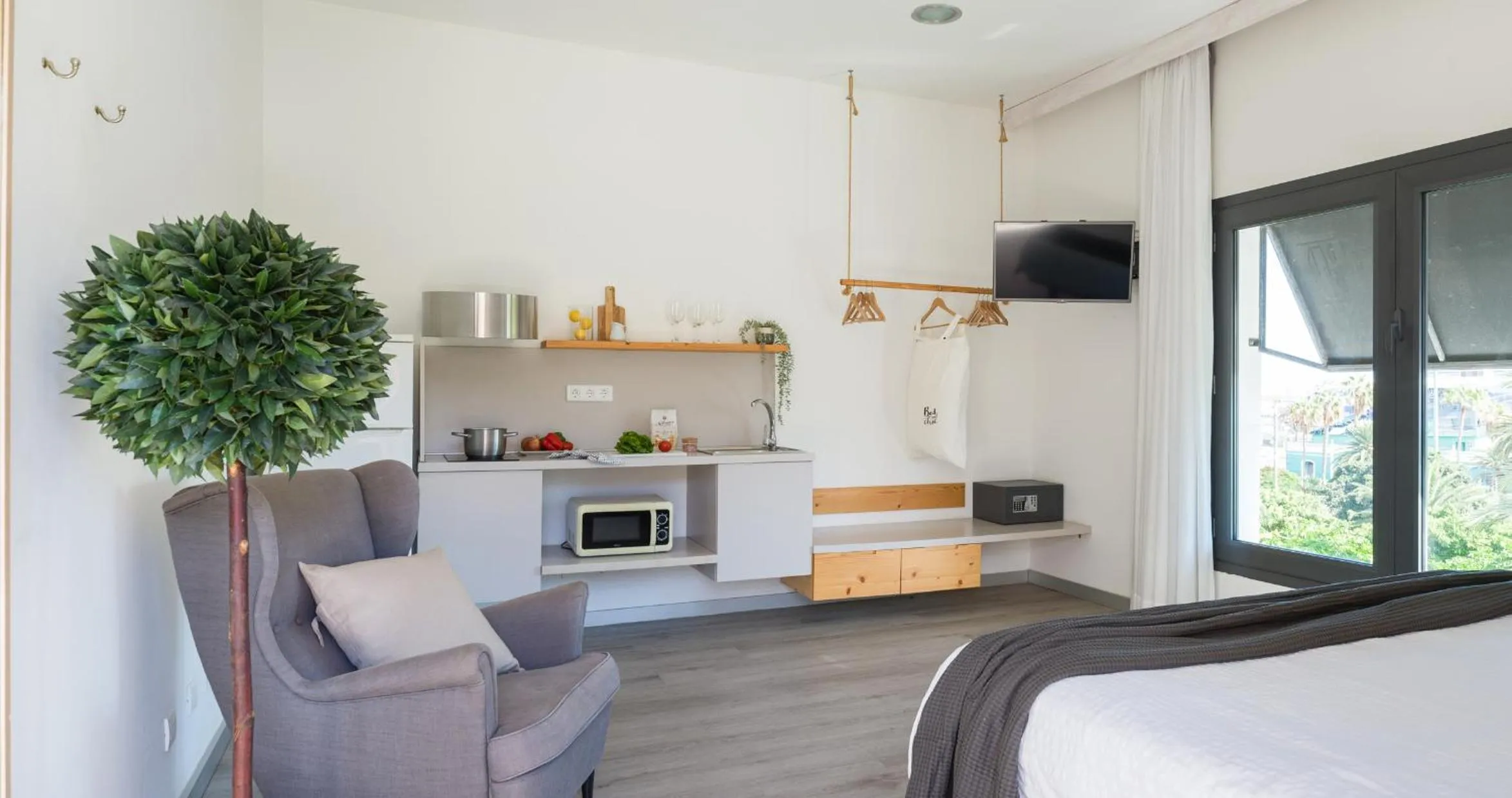 kitchen, Bed in Hotel Catalina