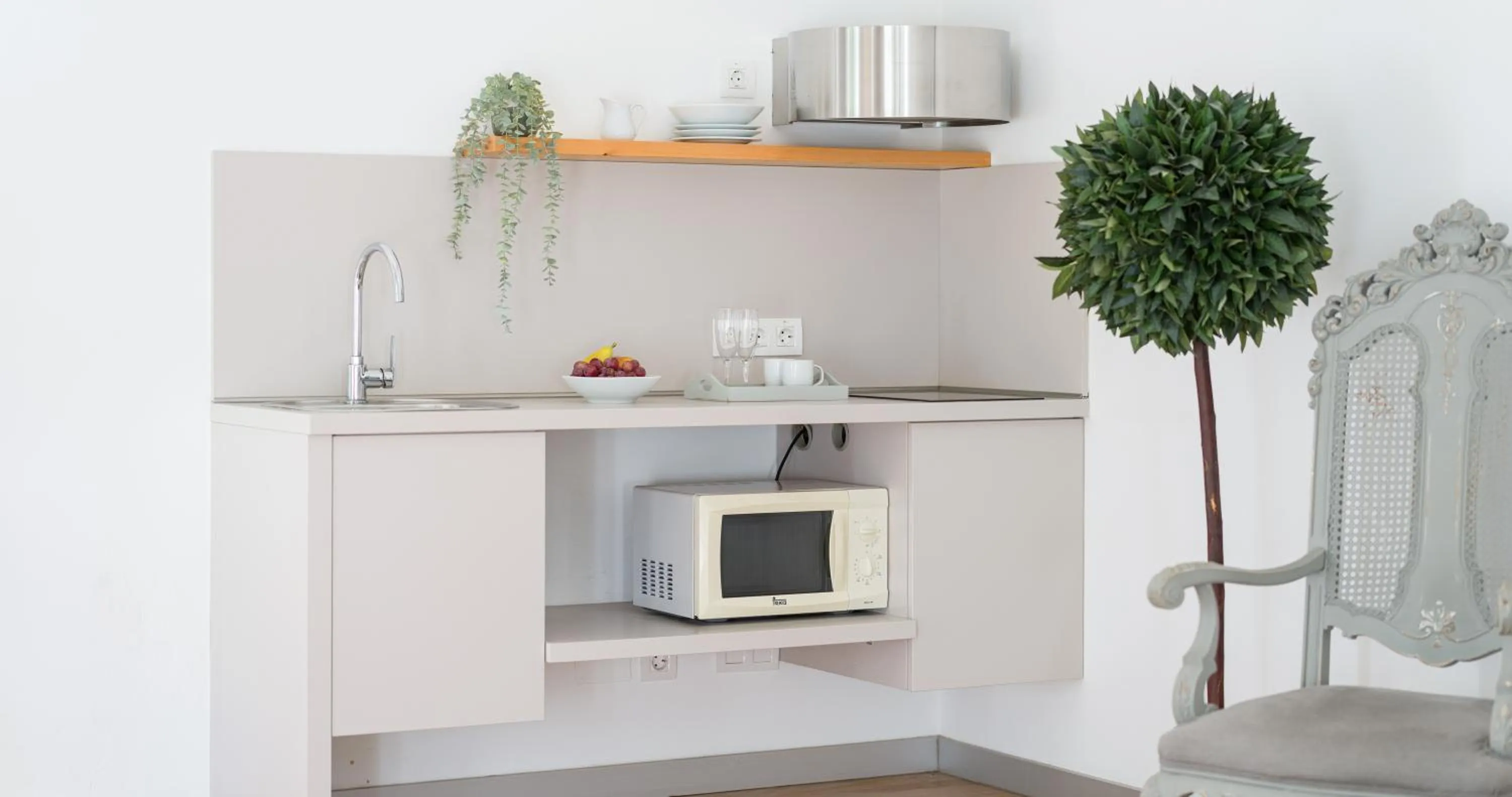 kitchen in Hotel Catalina