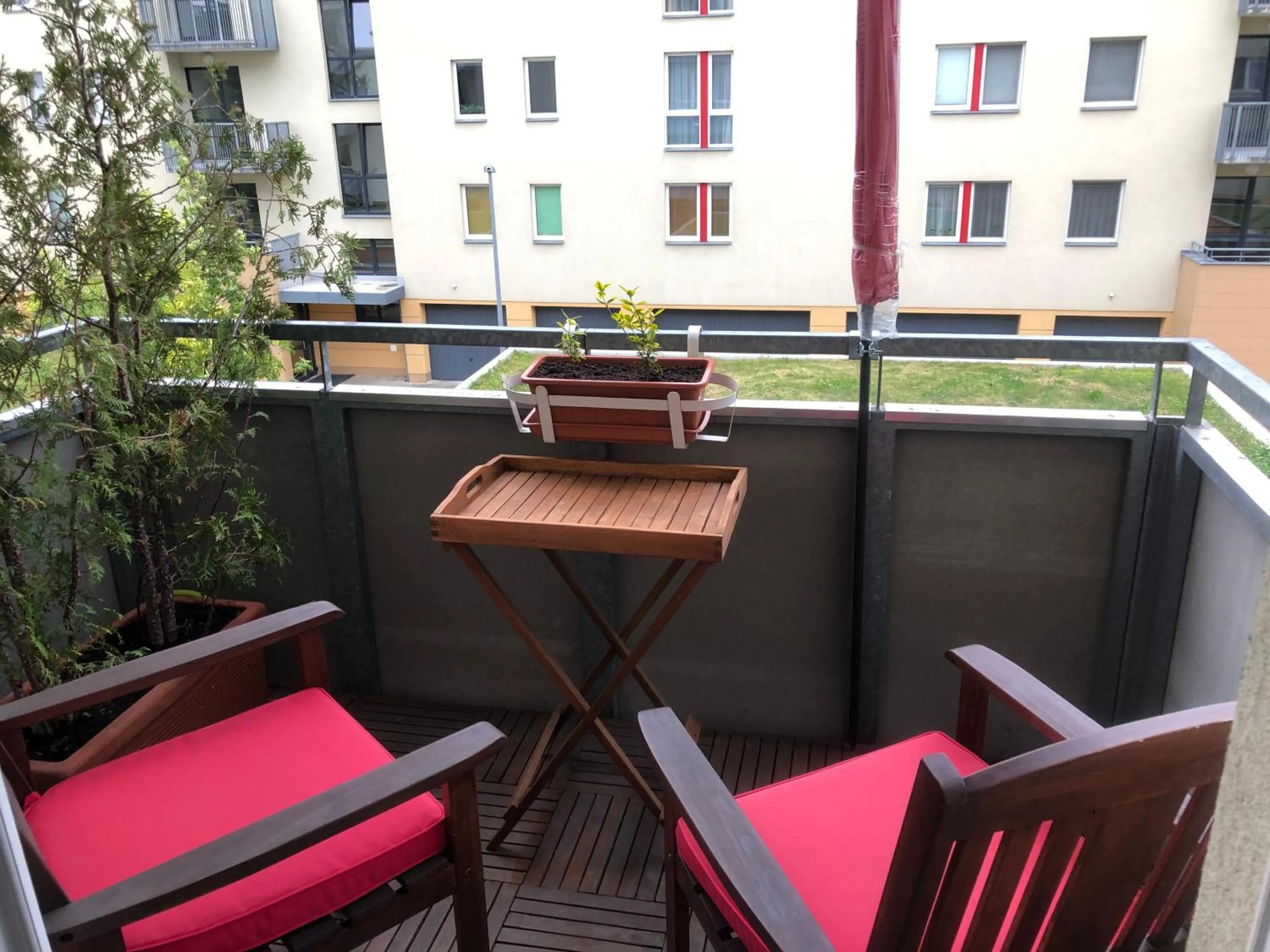 Balcony/Terrace in Richie Apartment near Aquapark