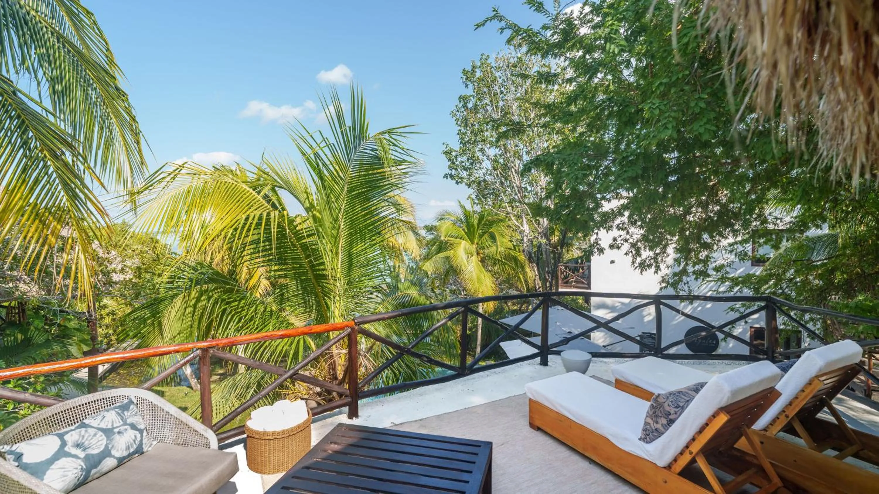 Balcony/Terrace in Azulea Bacalar Hotel & Spa - Lagoon Front