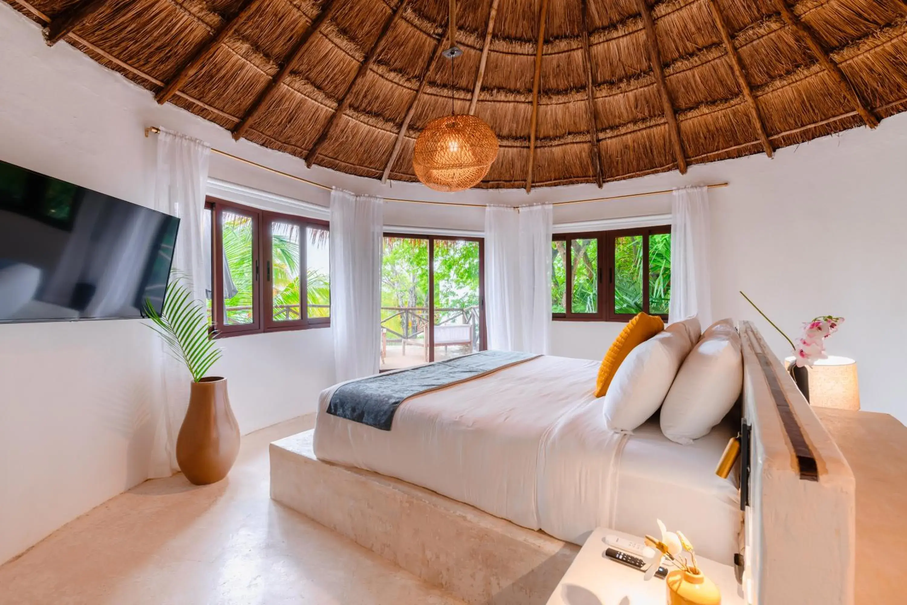 Deluxe Suite in Azulea Bacalar Hotel & Spa - Lagoon Front Deluxe Suite in Azulea Bacalar Hotel & Spa - Lagoon Front
