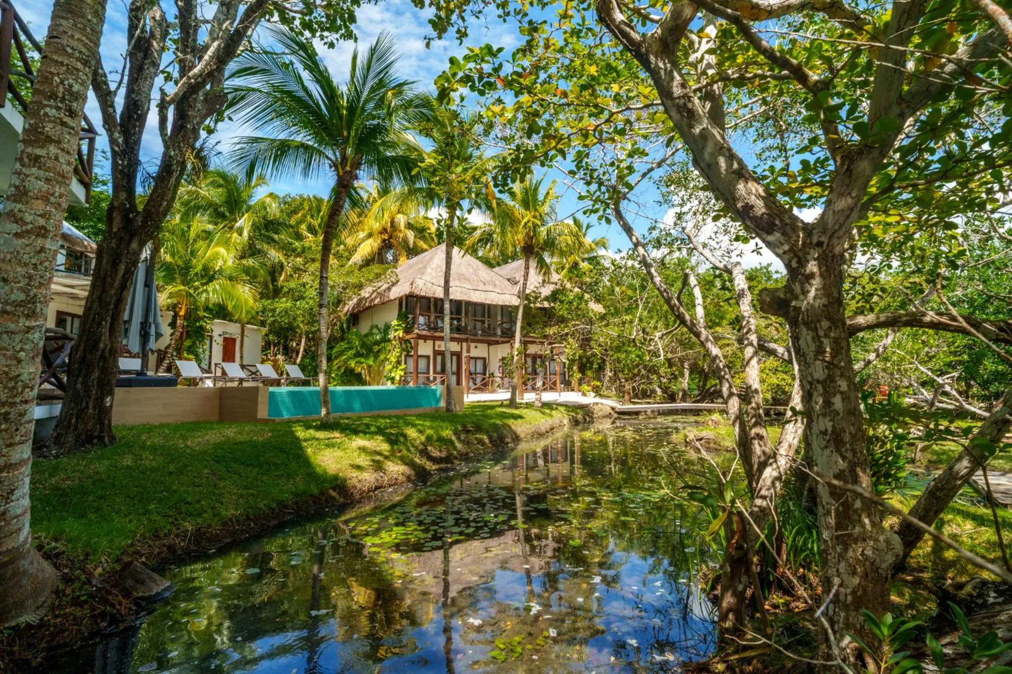 Lake view in Azulea Bacalar Hotel & Spa - Lagoon Front