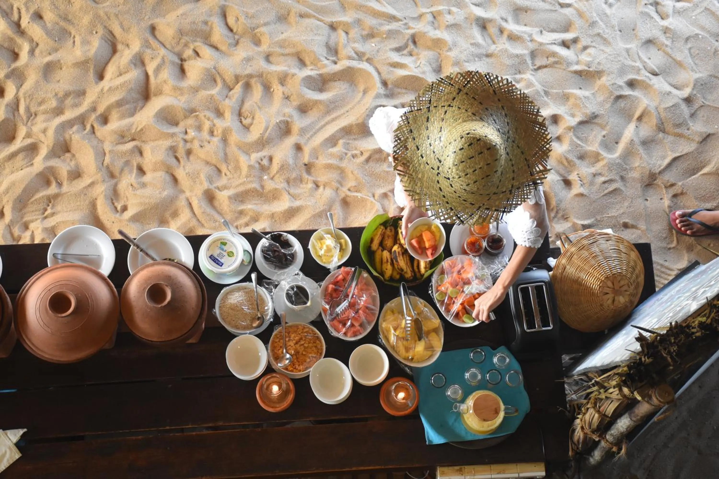 Restaurant/places to eat in Elements Beach & Nature Resort