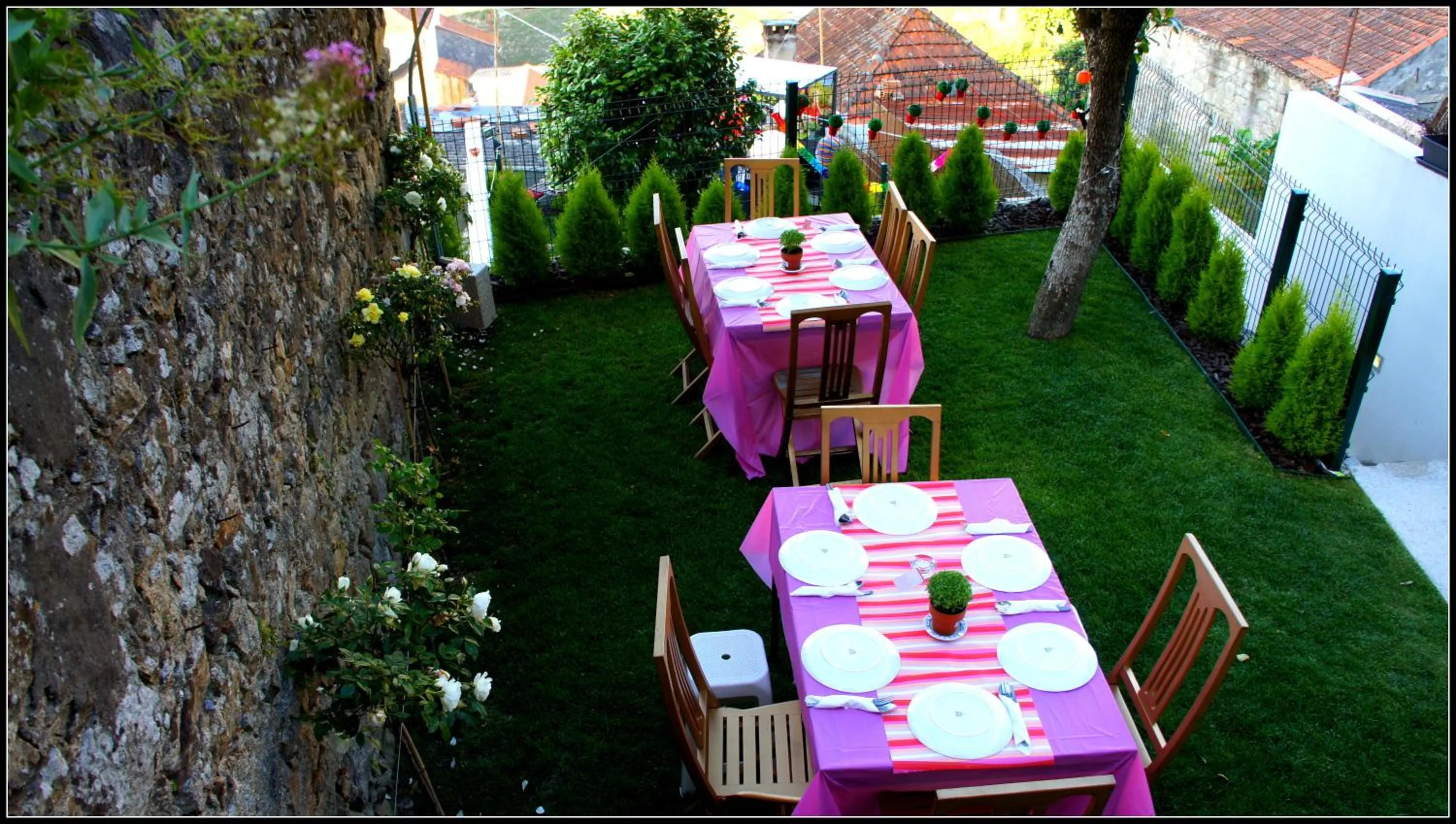Garden in Hostel Gaia Porto
