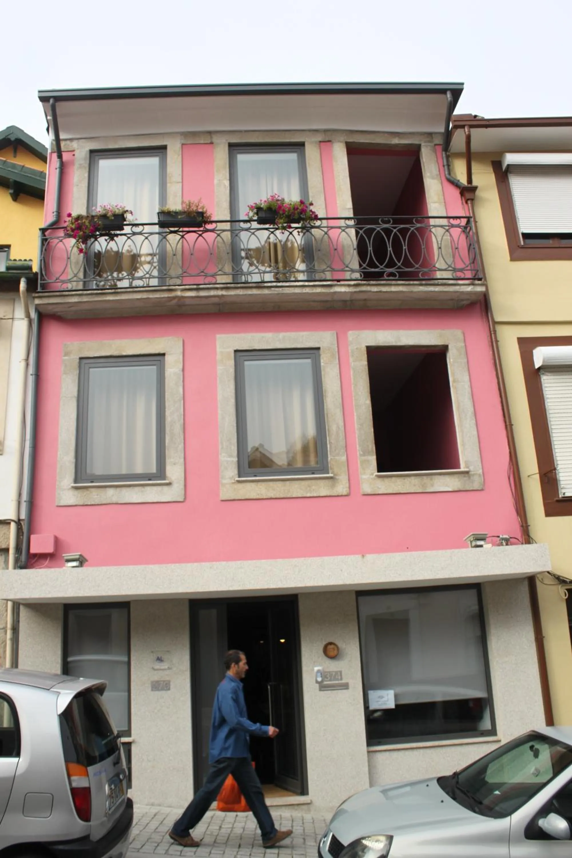 Facade/entrance in Hostel Gaia Porto