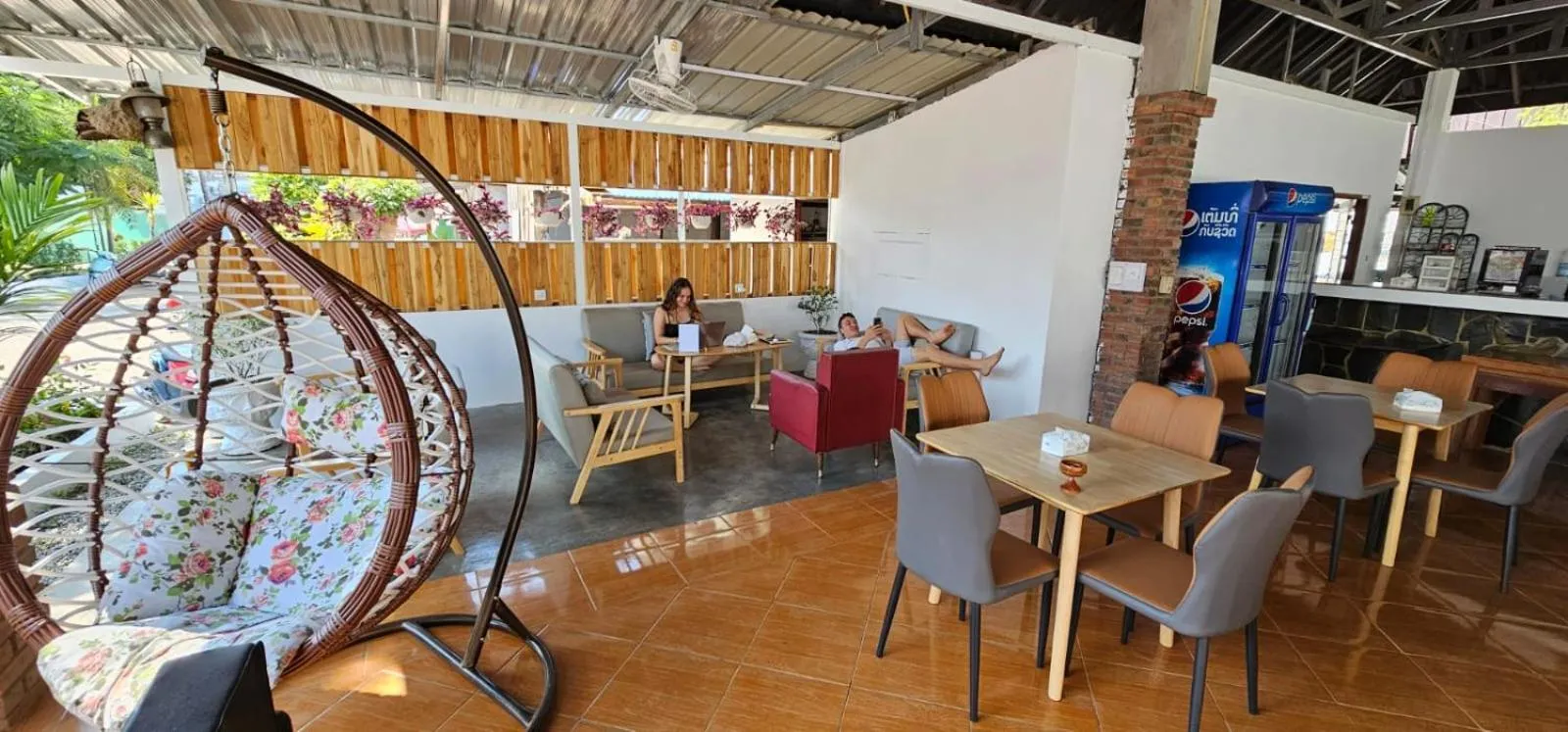 Restaurant/places to eat in Sabaidee Guesthouse