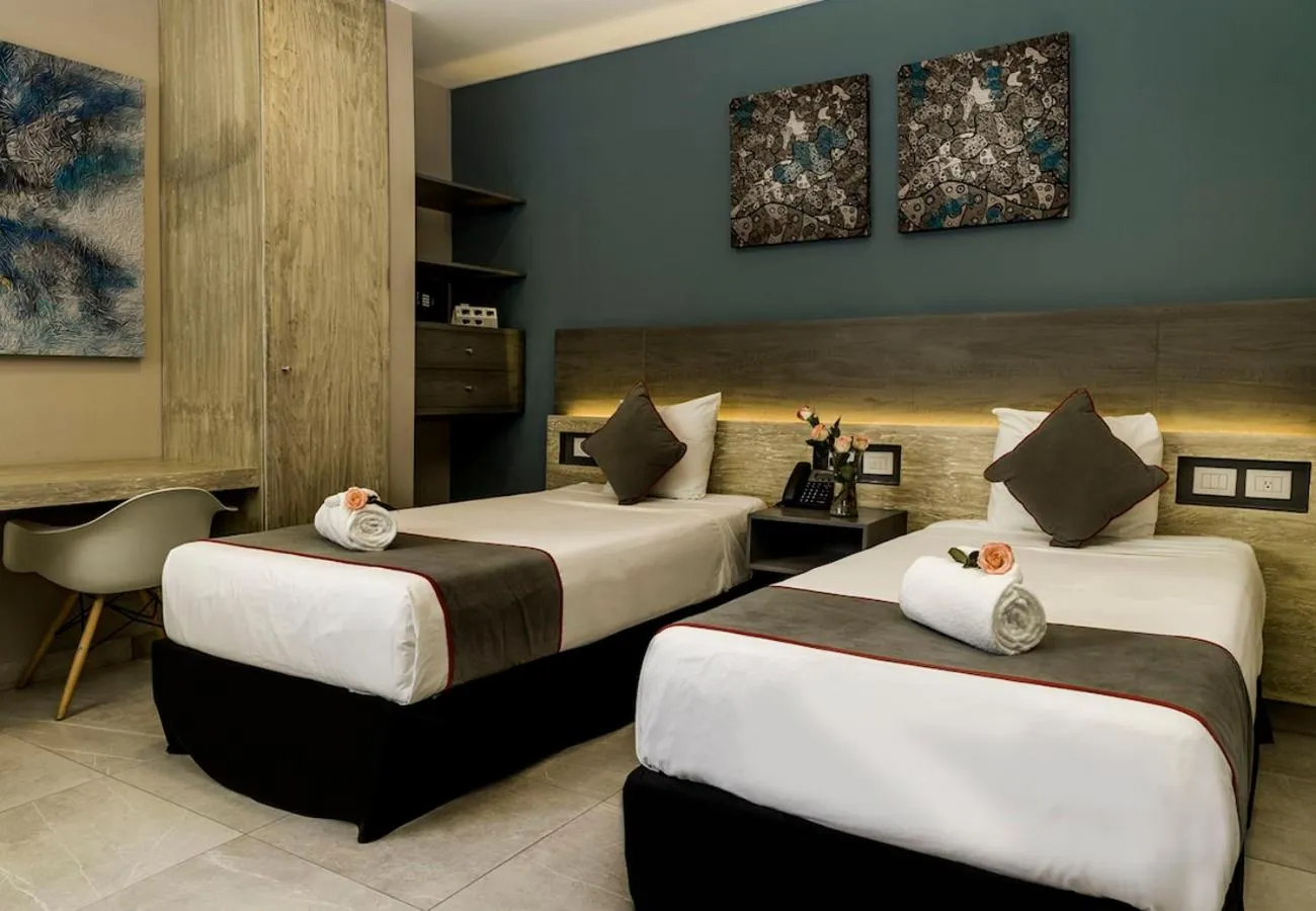 Bed in Illusion Xpress I Attraction Hotel Deluxe