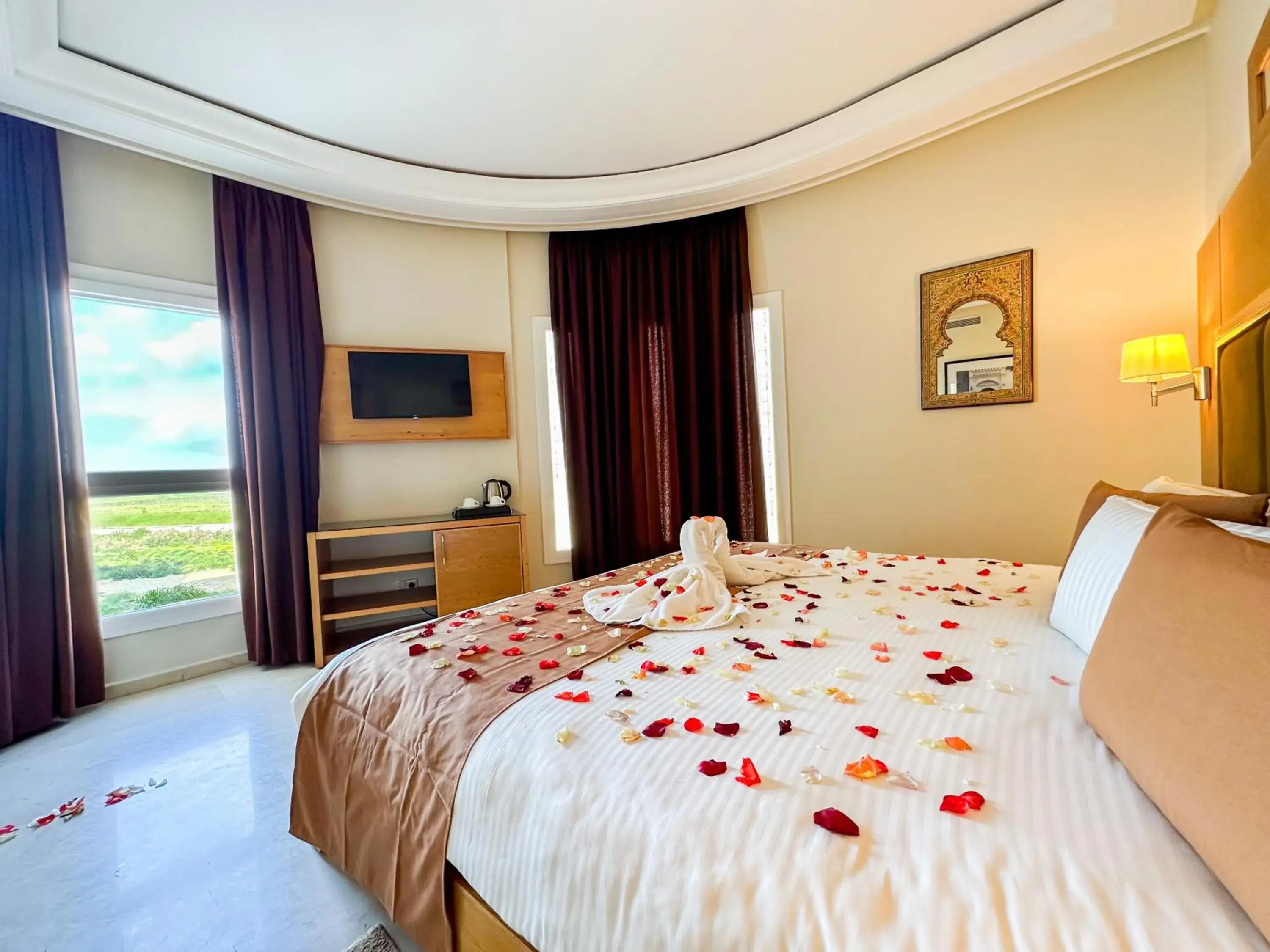 Bedroom, Bed in Hotel LA PALOMA Bedroom, Bed in Hotel LA PALOMA