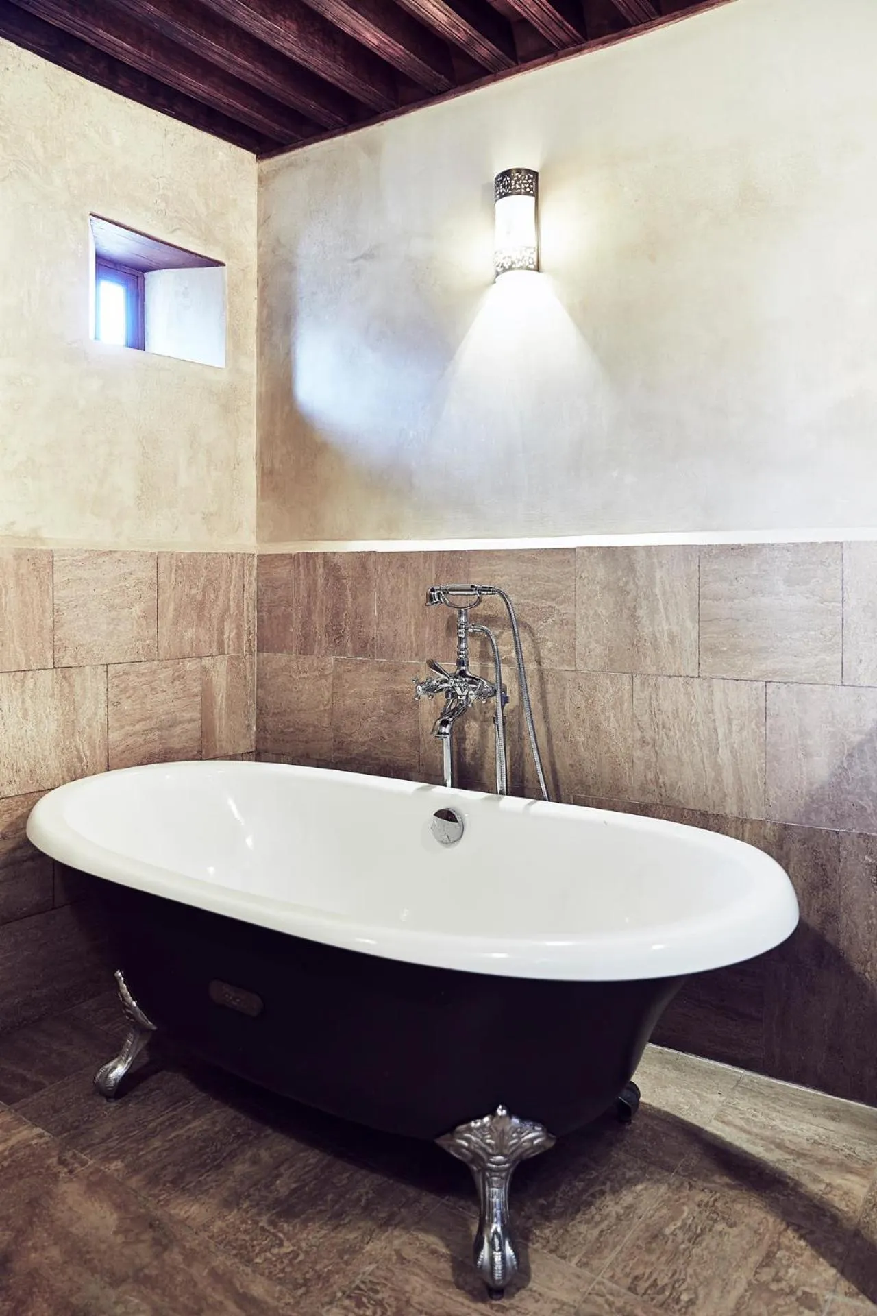 Bathroom in Chaq Chaq