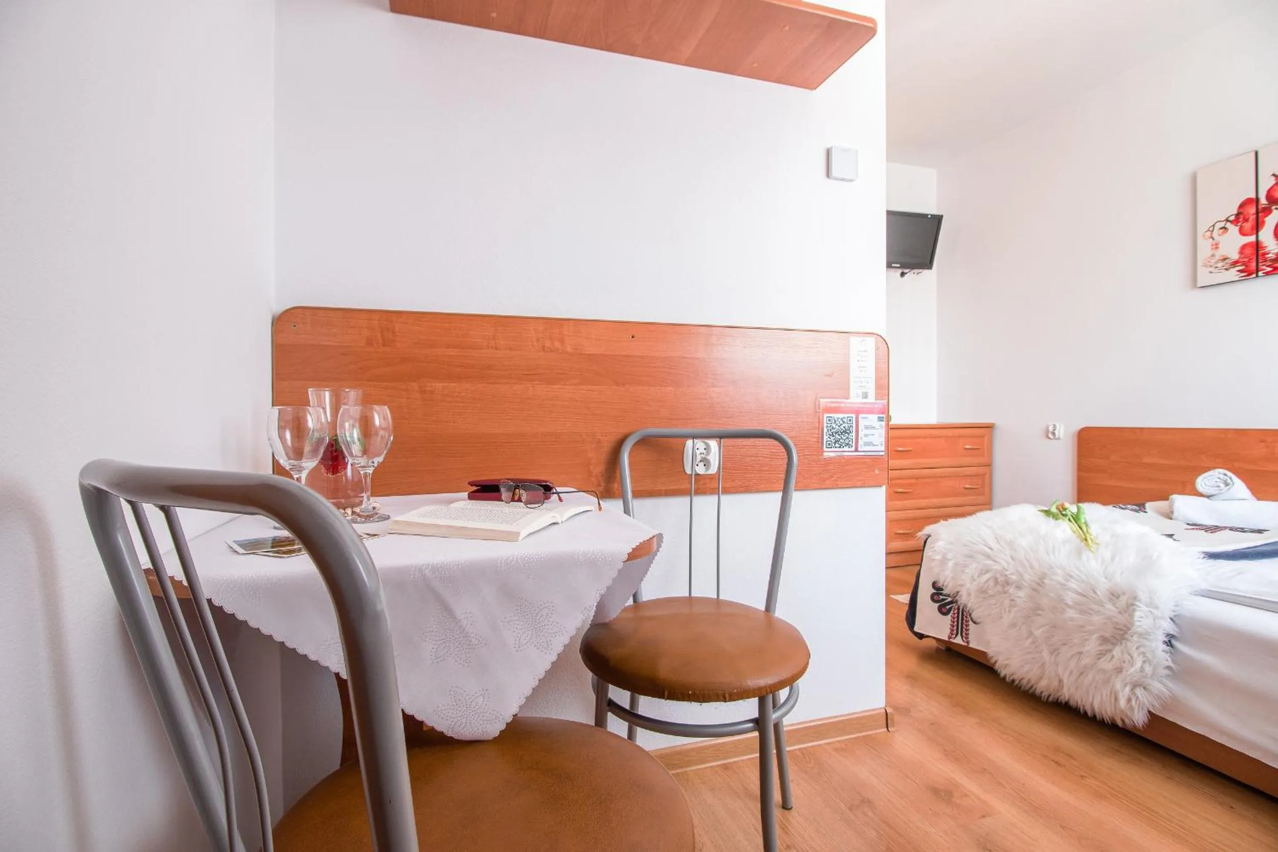 Photo of the whole room, Bed in Willa Wrzos