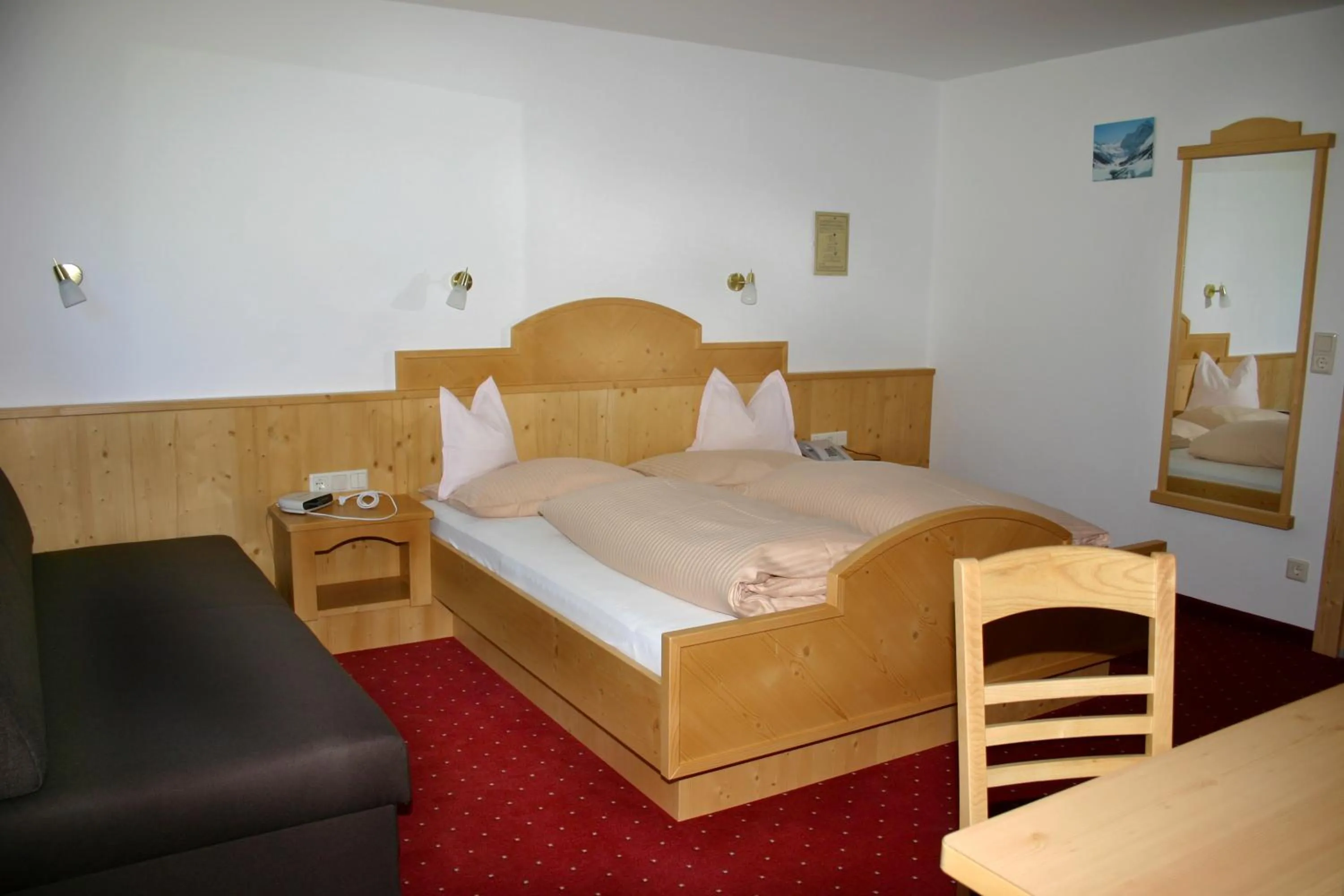 Bedroom, Bed in Hotel Hochland