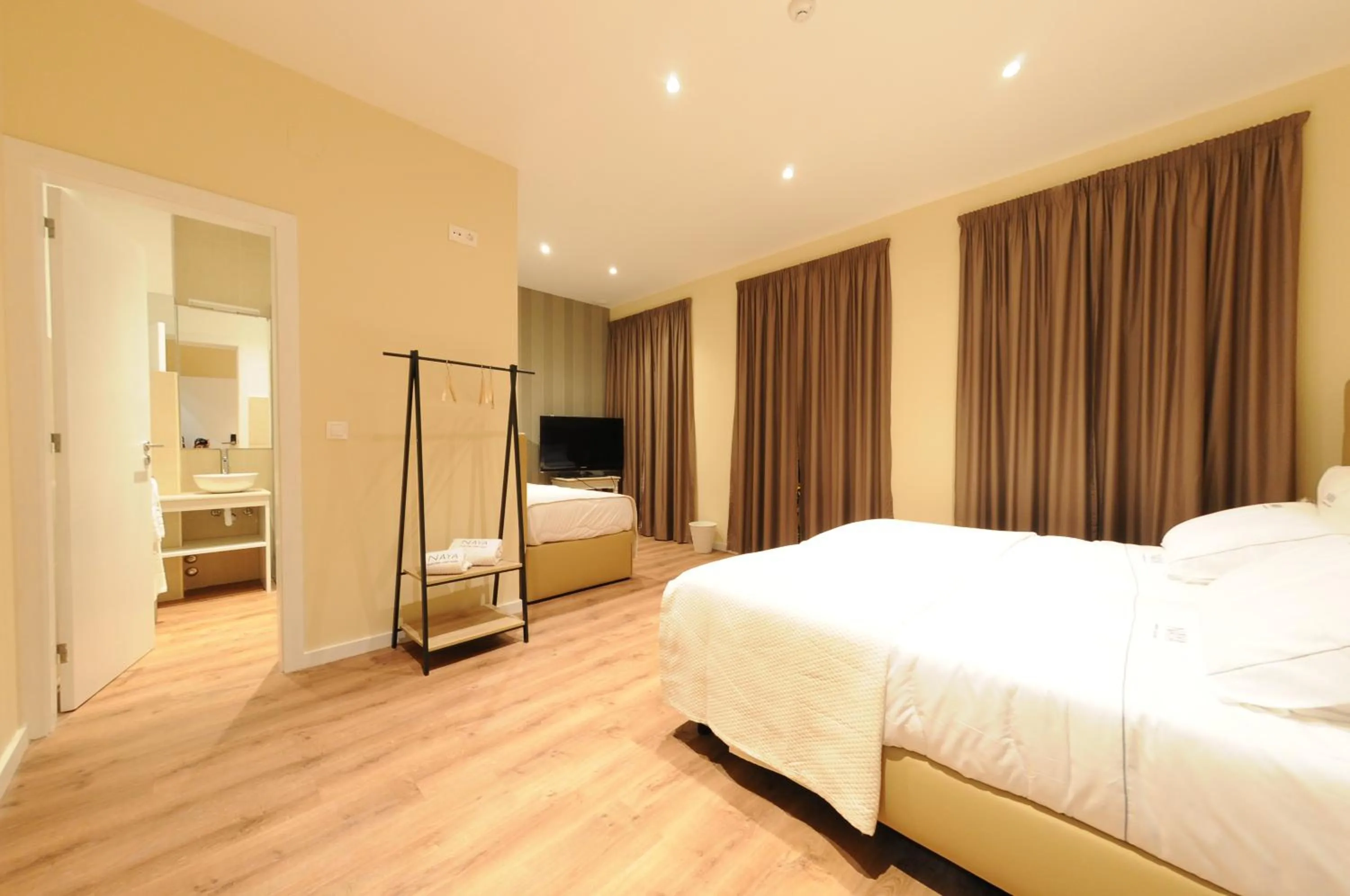 Bed in Naya-Downtown Guesthouse